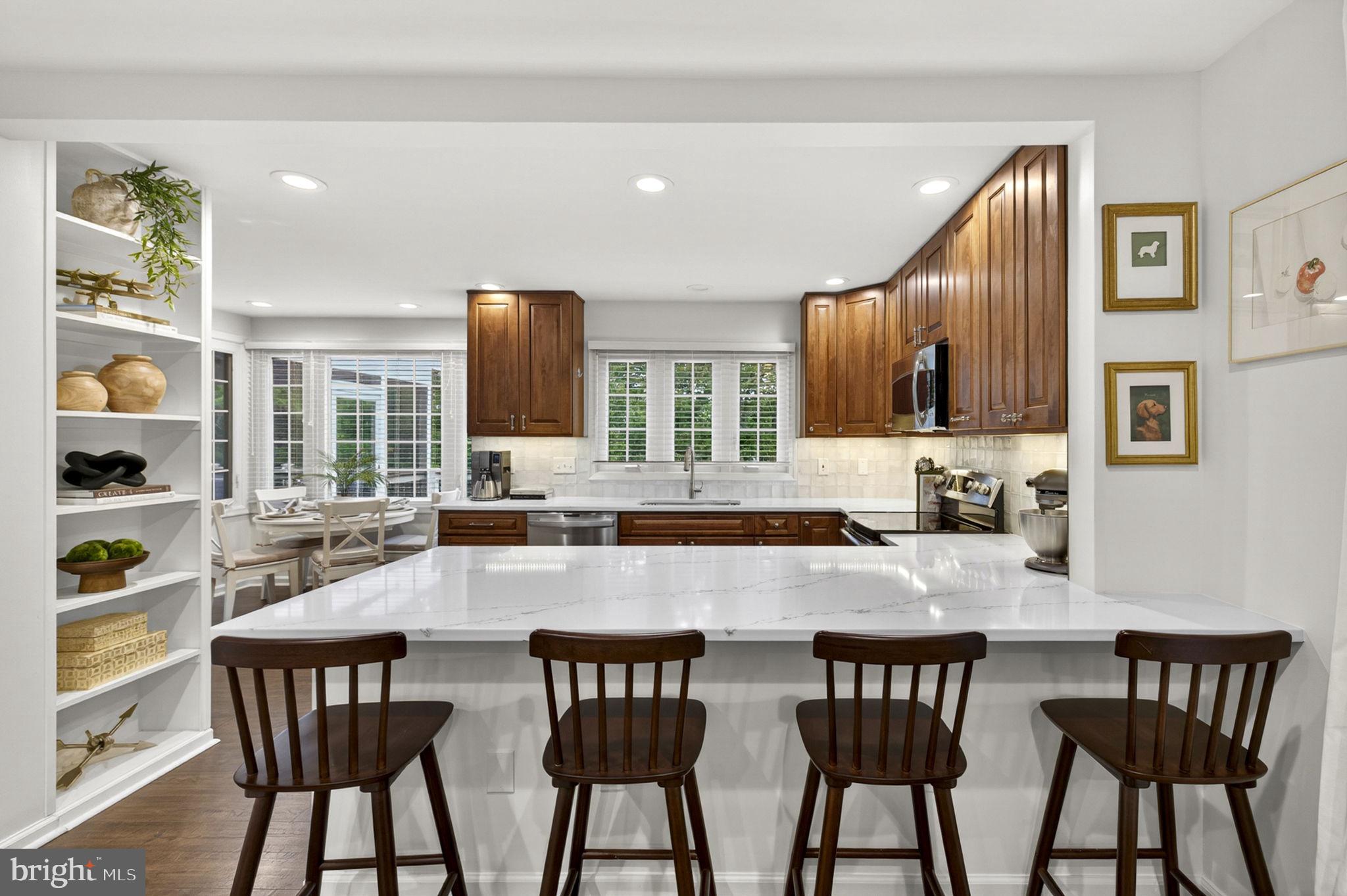 LINDEN HILL - Residential