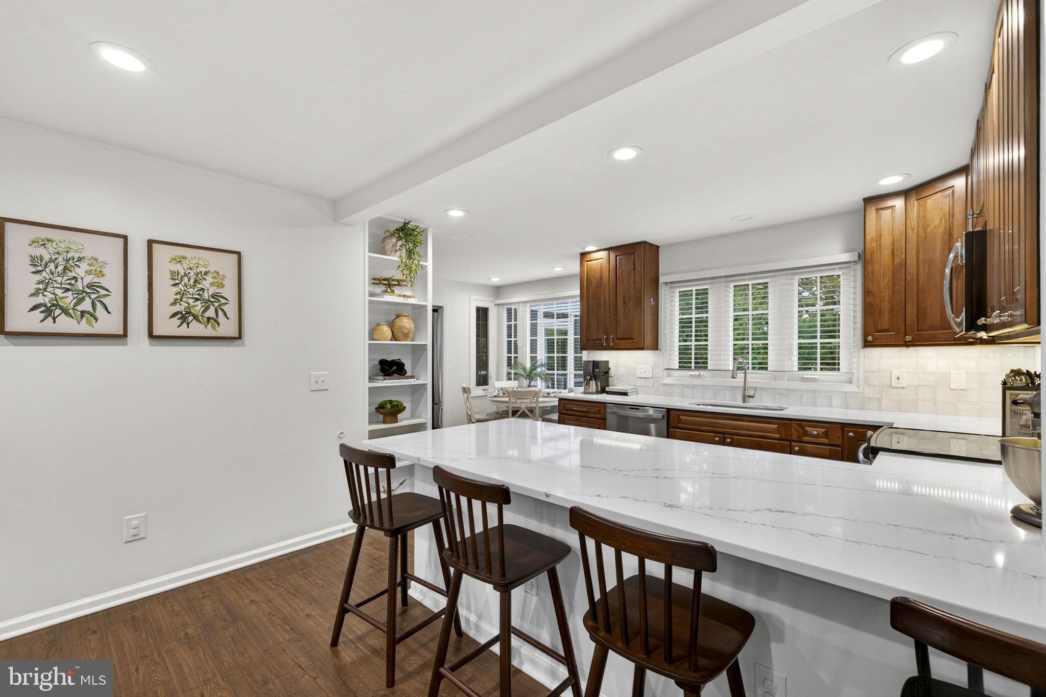 LINDEN HILL - Residential
