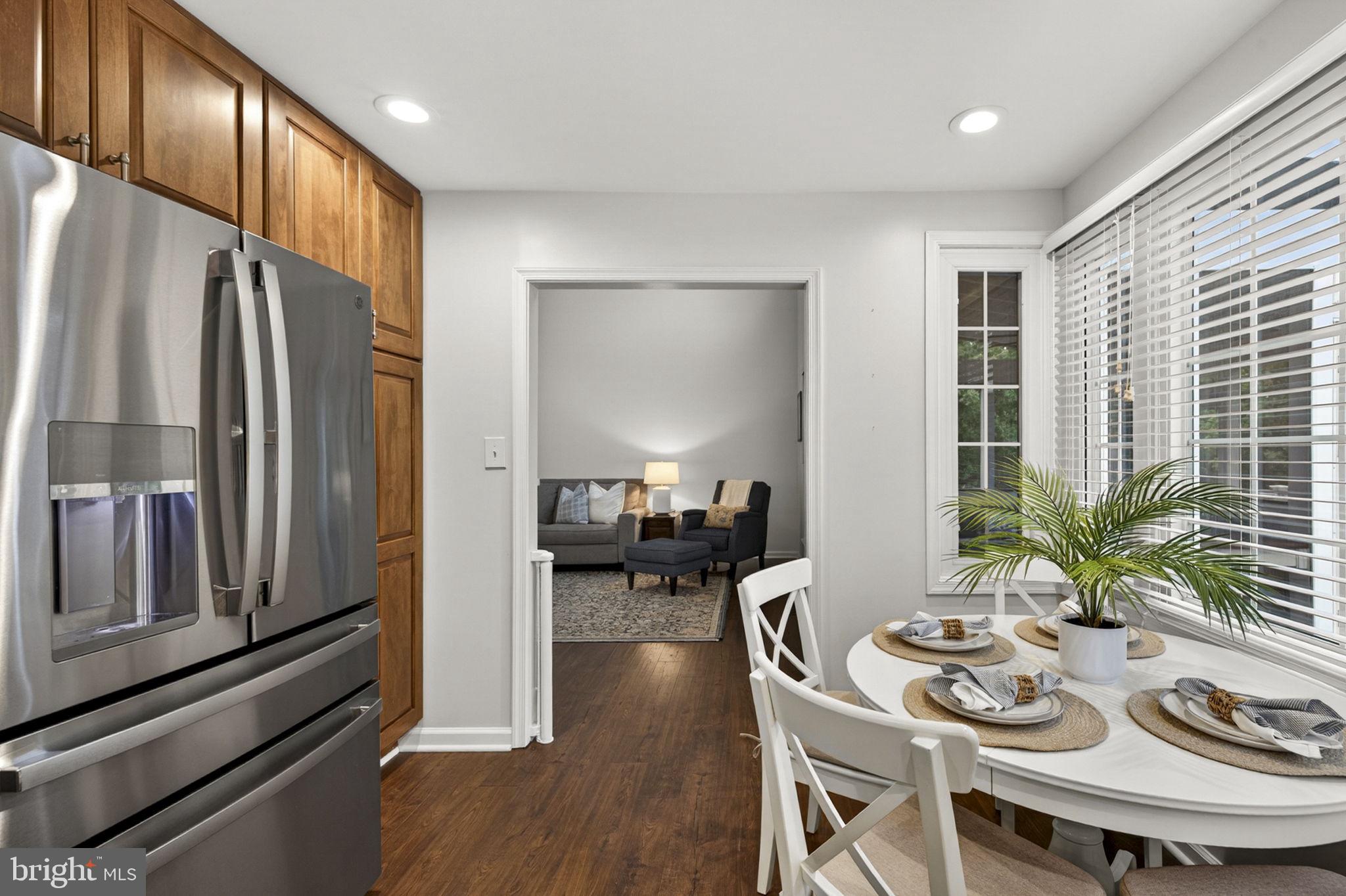 LINDEN HILL - Residential