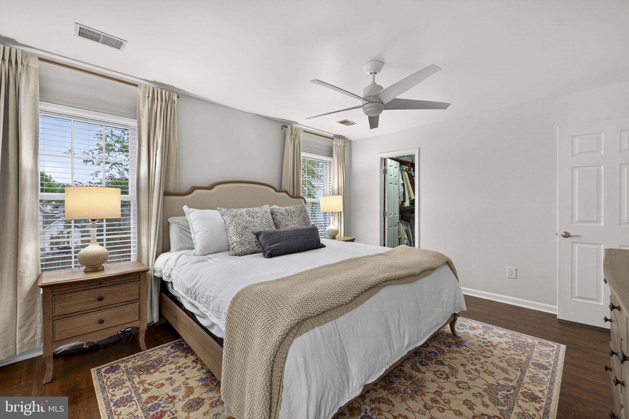 LINDEN HILL - Residential