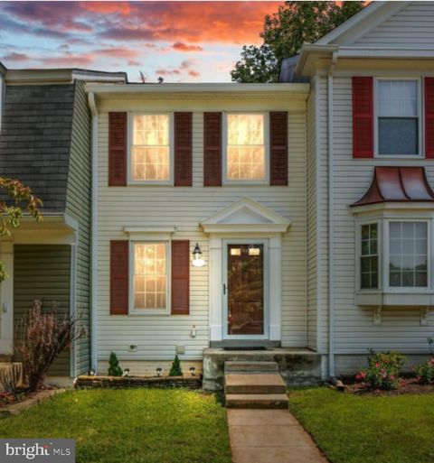 33 QUINCY COURT STERLING VA 20165