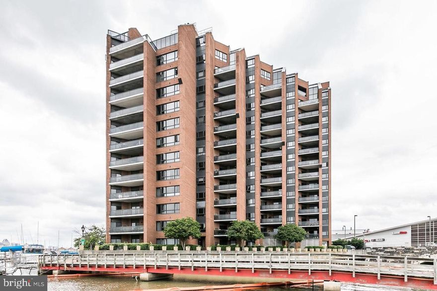 If you are looking for a great space with a fantastic view then this is the one for you.   Two bedrooms, 2 1/2 baths, a separate laundry room, and a huge balcony right on the waterfront in Canton. plus 2 parking spaces included.   This unit has not been recently updated but it has been recently painted and new carpet.  If you don't care about the newest appliances and features and just want great space and a great view you won't be disappointed.   This is a  24 hr secure building, close to all shops, restaurants, and hospitals.   Come take a look and be amazed at the space.