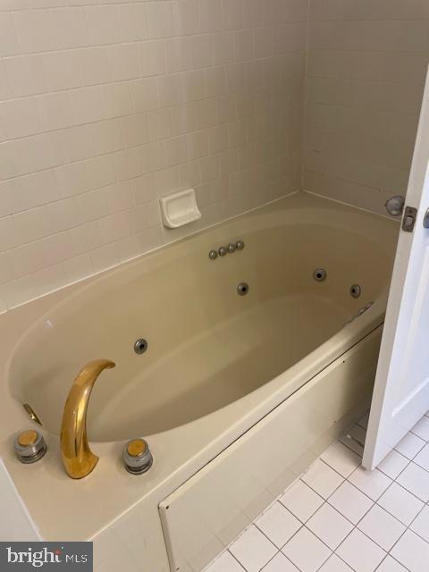 CANTON WATERFRONT - Residential Lease