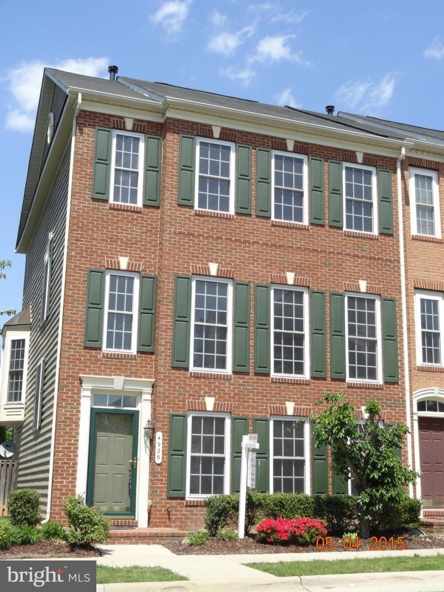 Convenient to Everything!!  4-6 miles away from Potomac Mills and Potomac Town center  Walk to Shopping and Restaurants 3 Finished Levels. Fresh Paint New Carpet Hardwood Floor in Spacious Kitchen 4 Bedrooms 3.5 Baths Light and Bright End Unit Fenced Backyard Gourmet Kitchen Bath off Master Bedroom Walk in closet  2 car garage Convenient Location for commuting