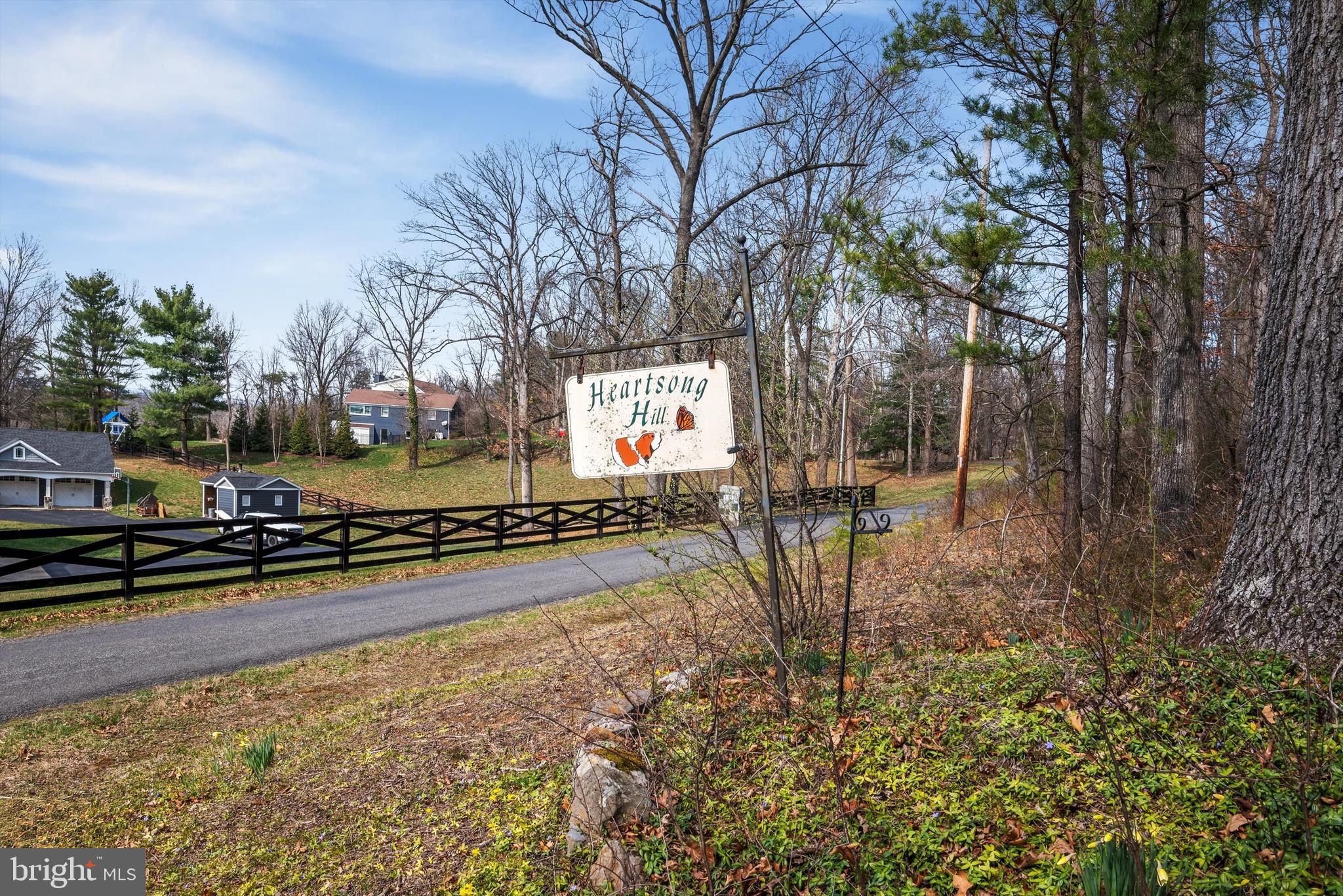 OAK HILL - Residential