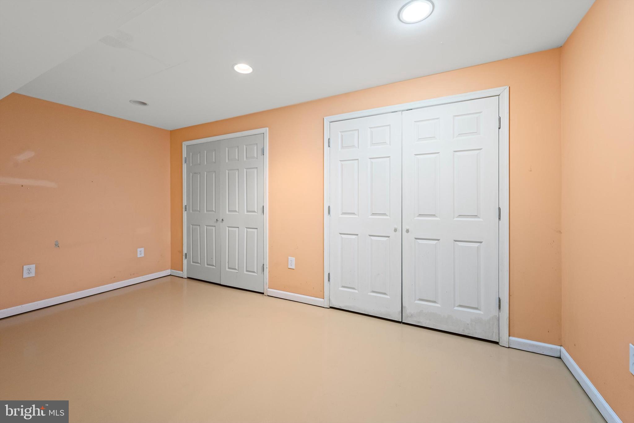 OAK HILL - Residential