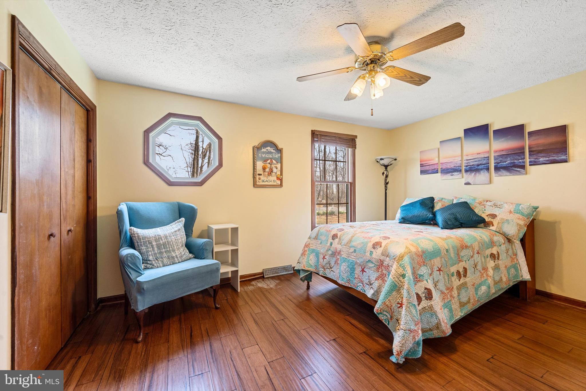 OAK HILL - Residential