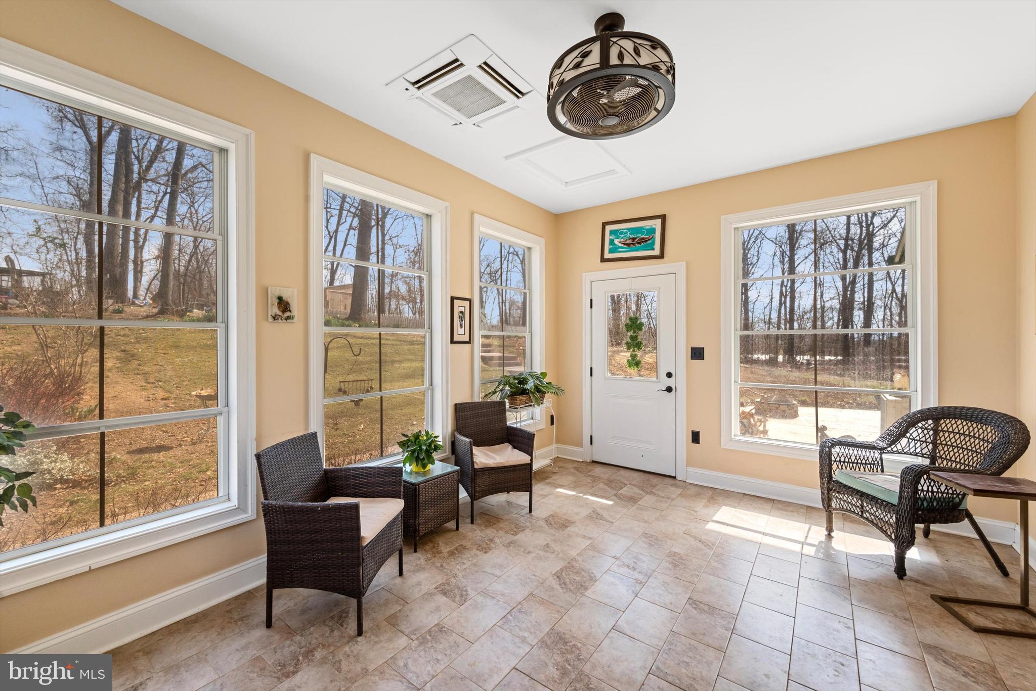 OAK HILL - Residential