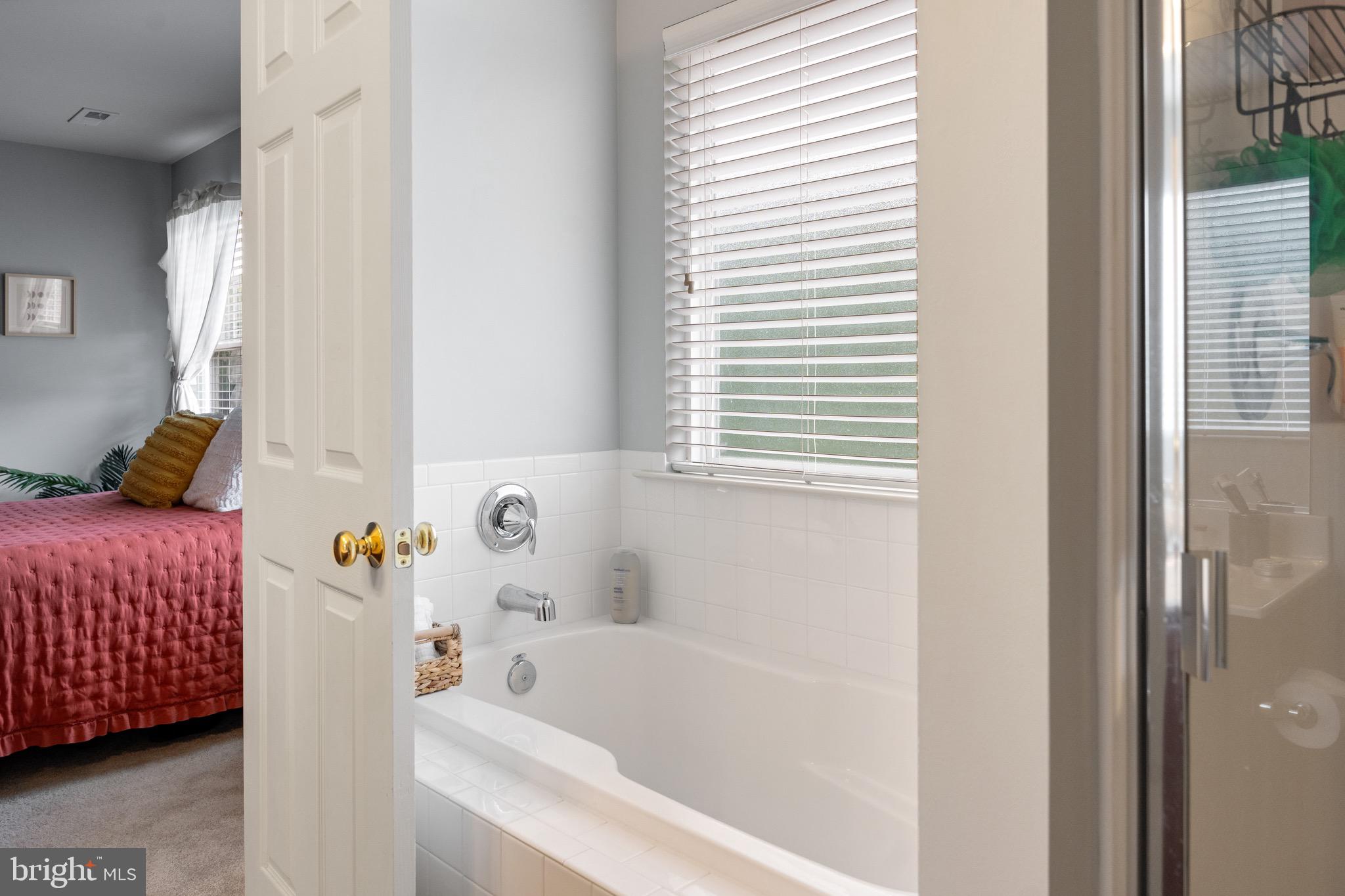 WILDERNESS SHORES - Residential