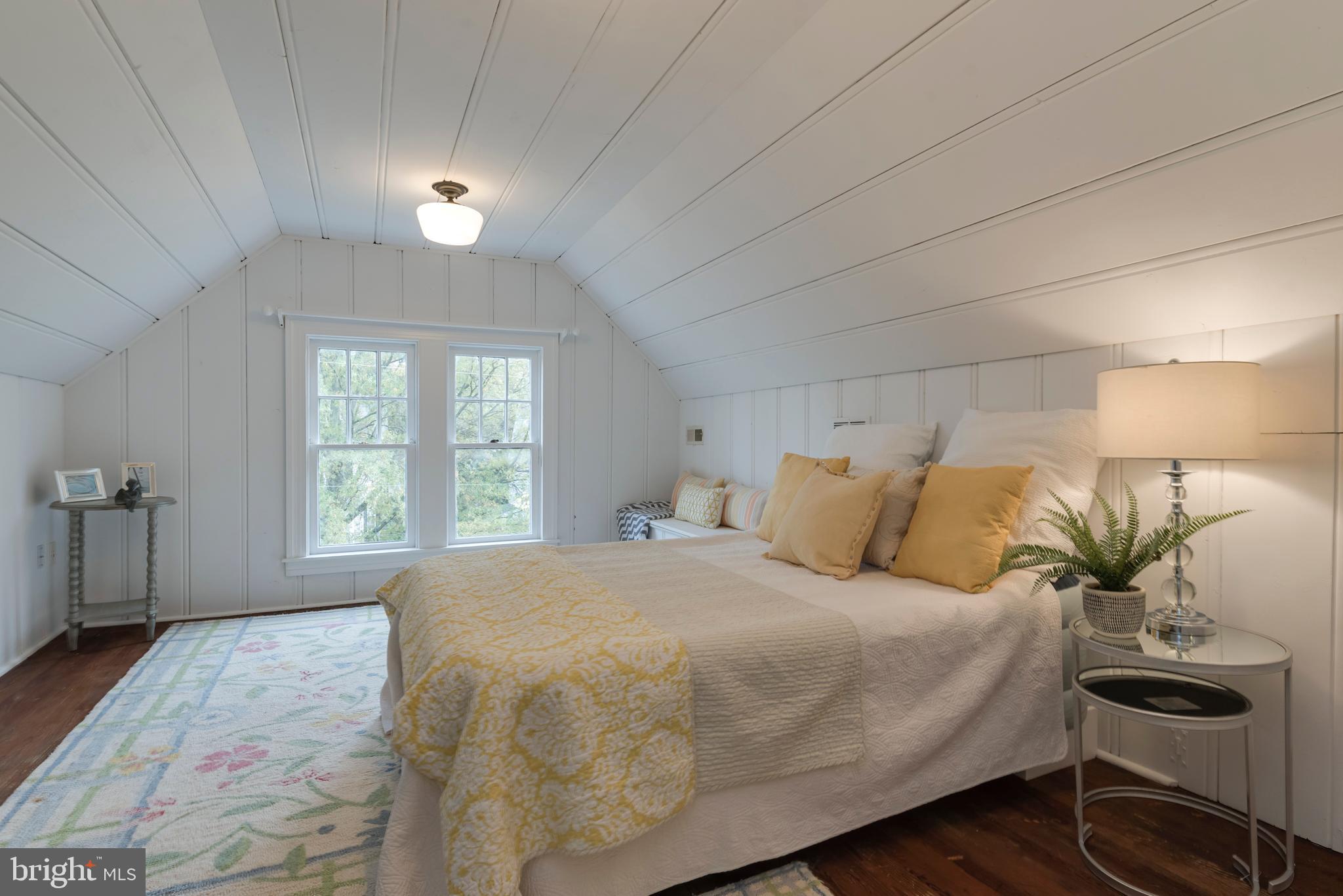 MURRAY HILL - Residential