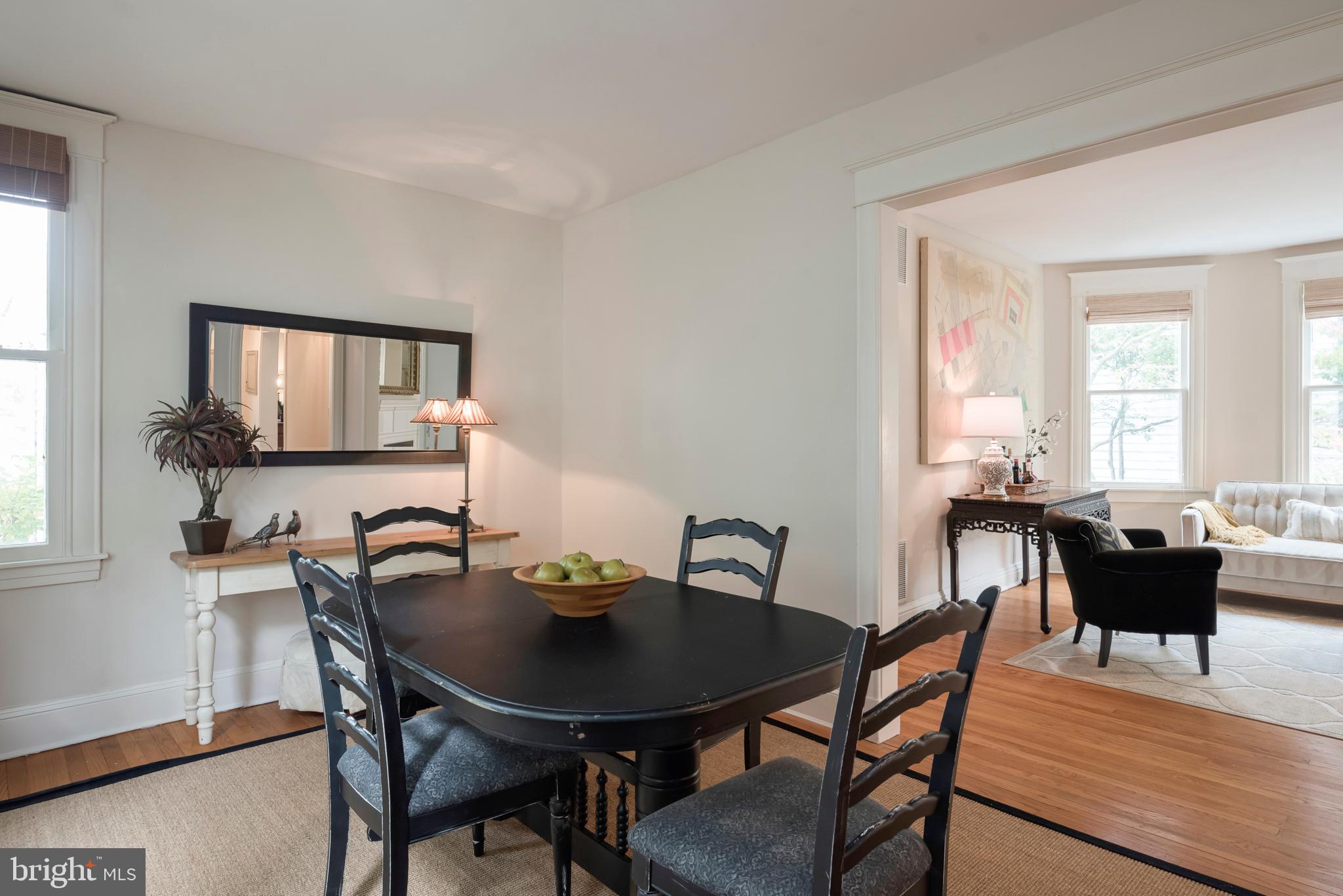 MURRAY HILL - Residential