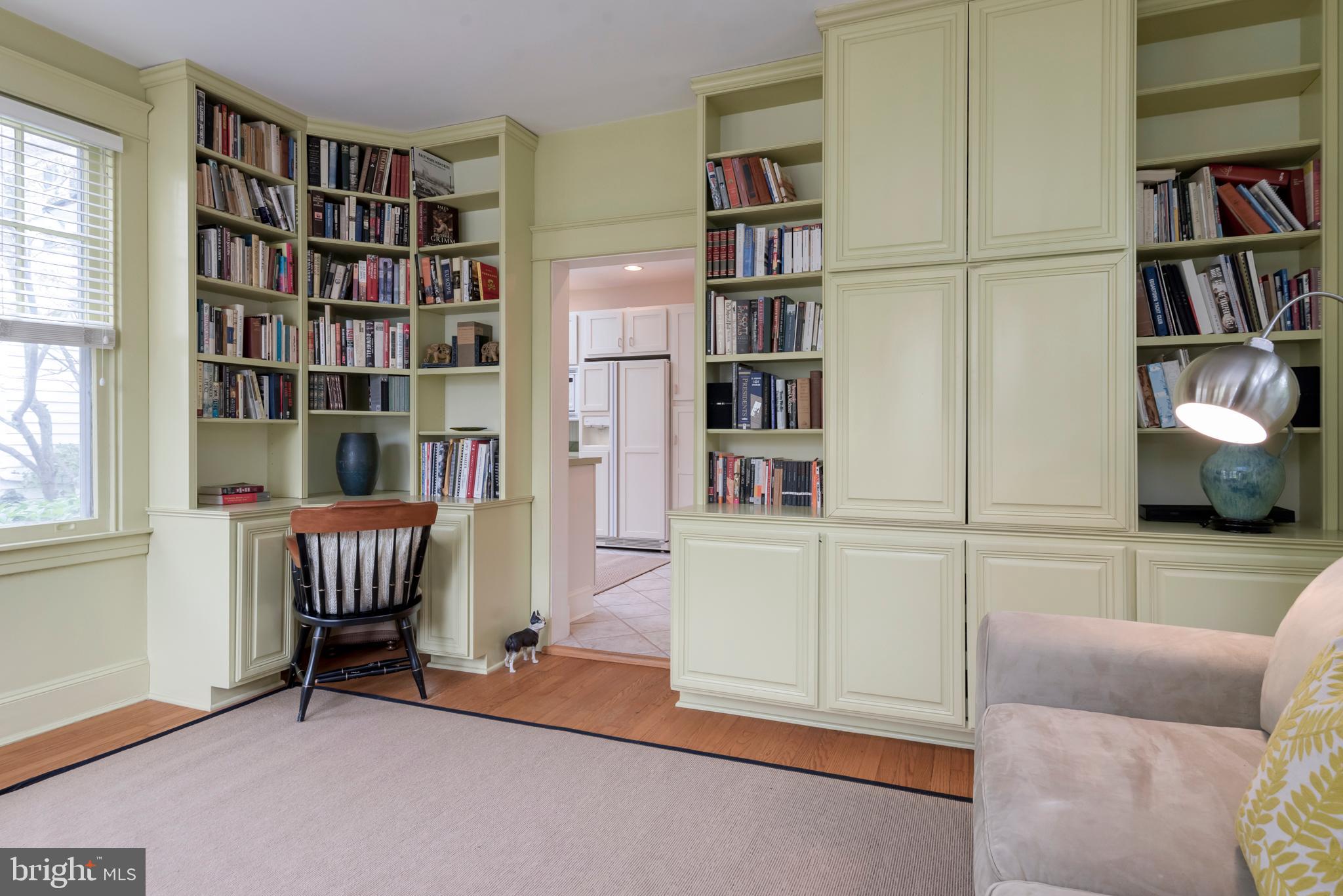 MURRAY HILL - Residential