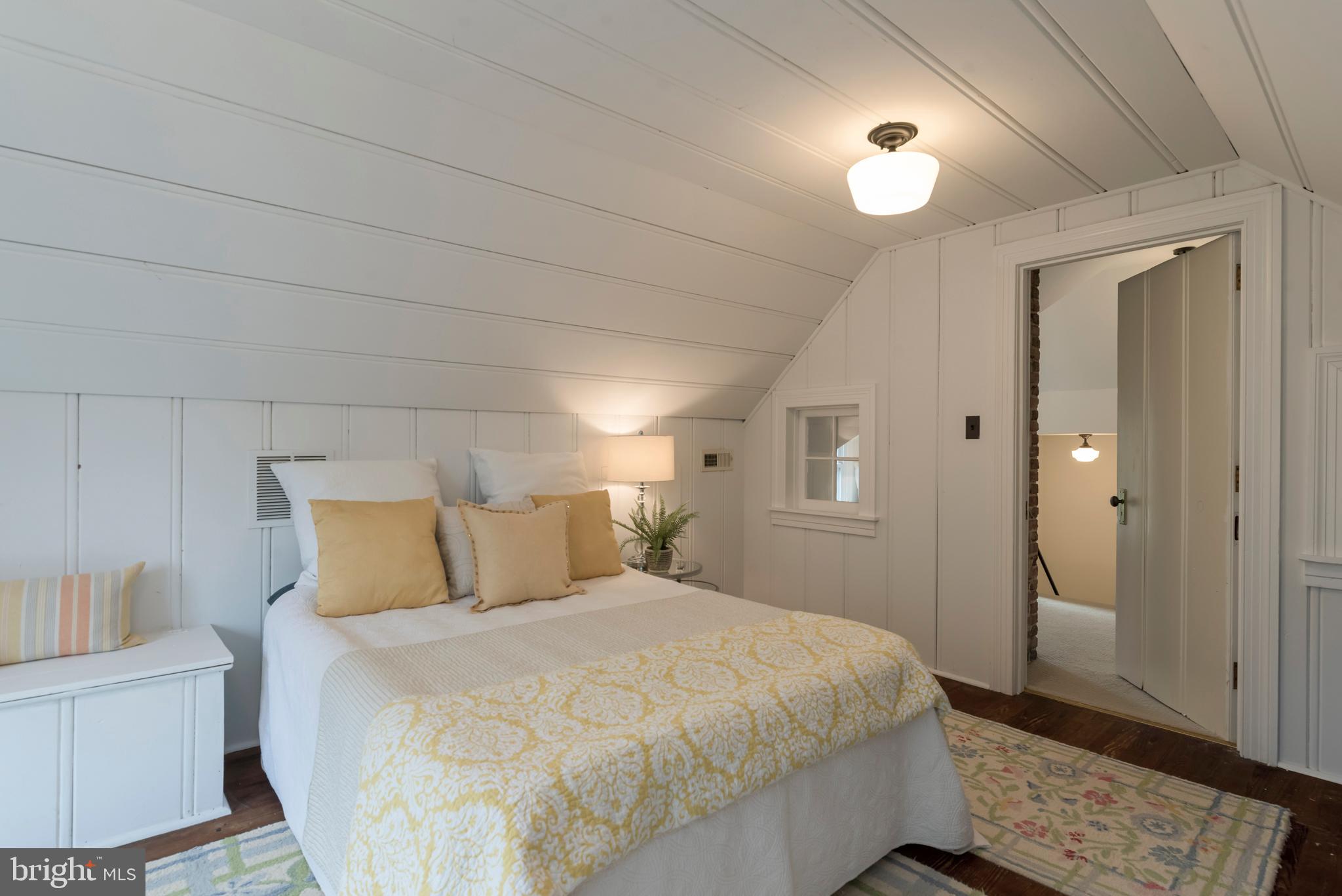 MURRAY HILL - Residential