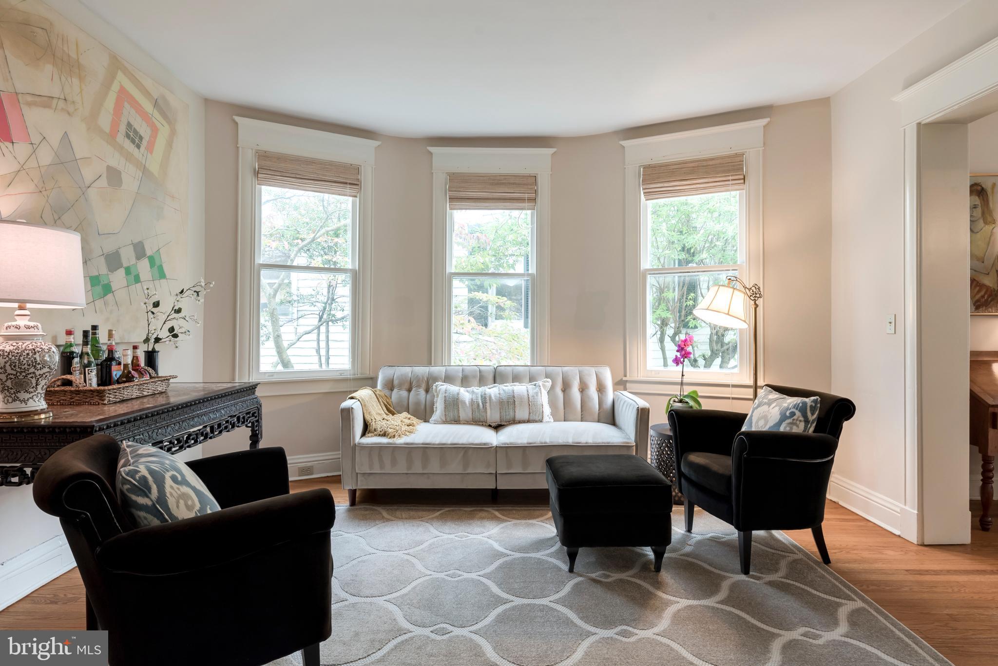 MURRAY HILL - Residential