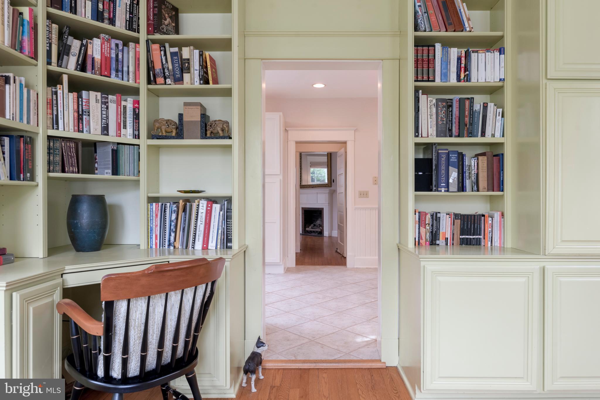 MURRAY HILL - Residential