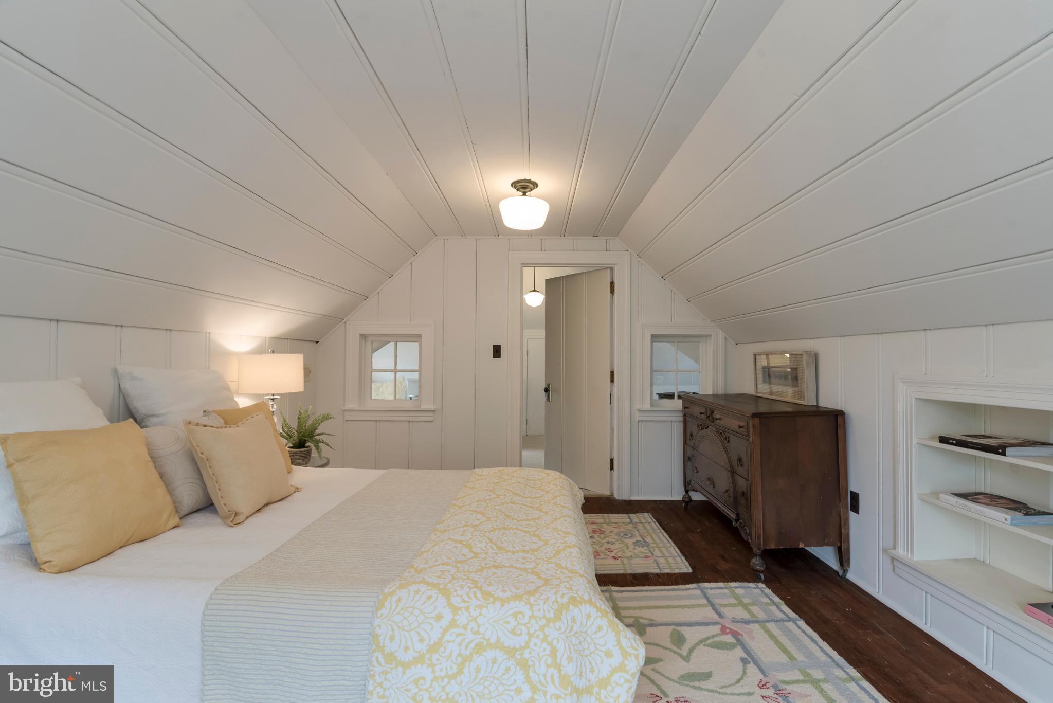 MURRAY HILL - Residential