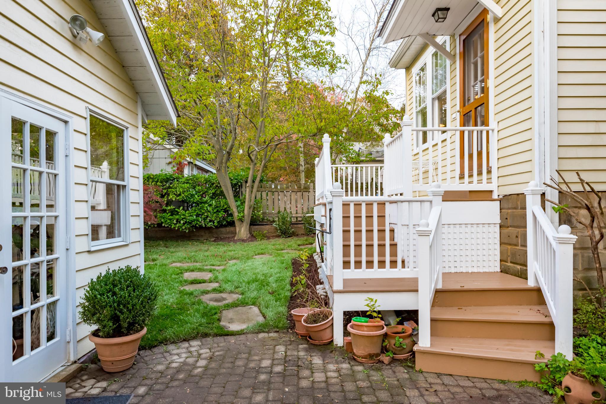 MURRAY HILL - Residential