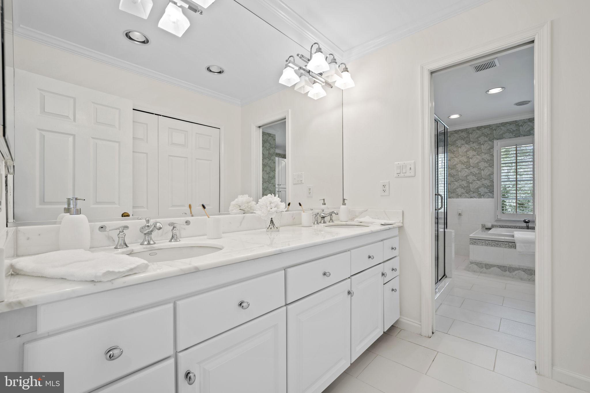 PLANTATION HILLS - Residential