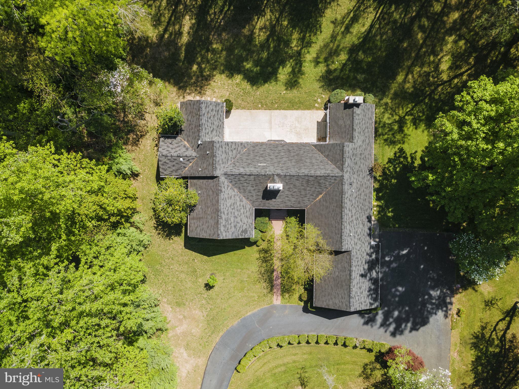 PLANTATION HILLS - Residential