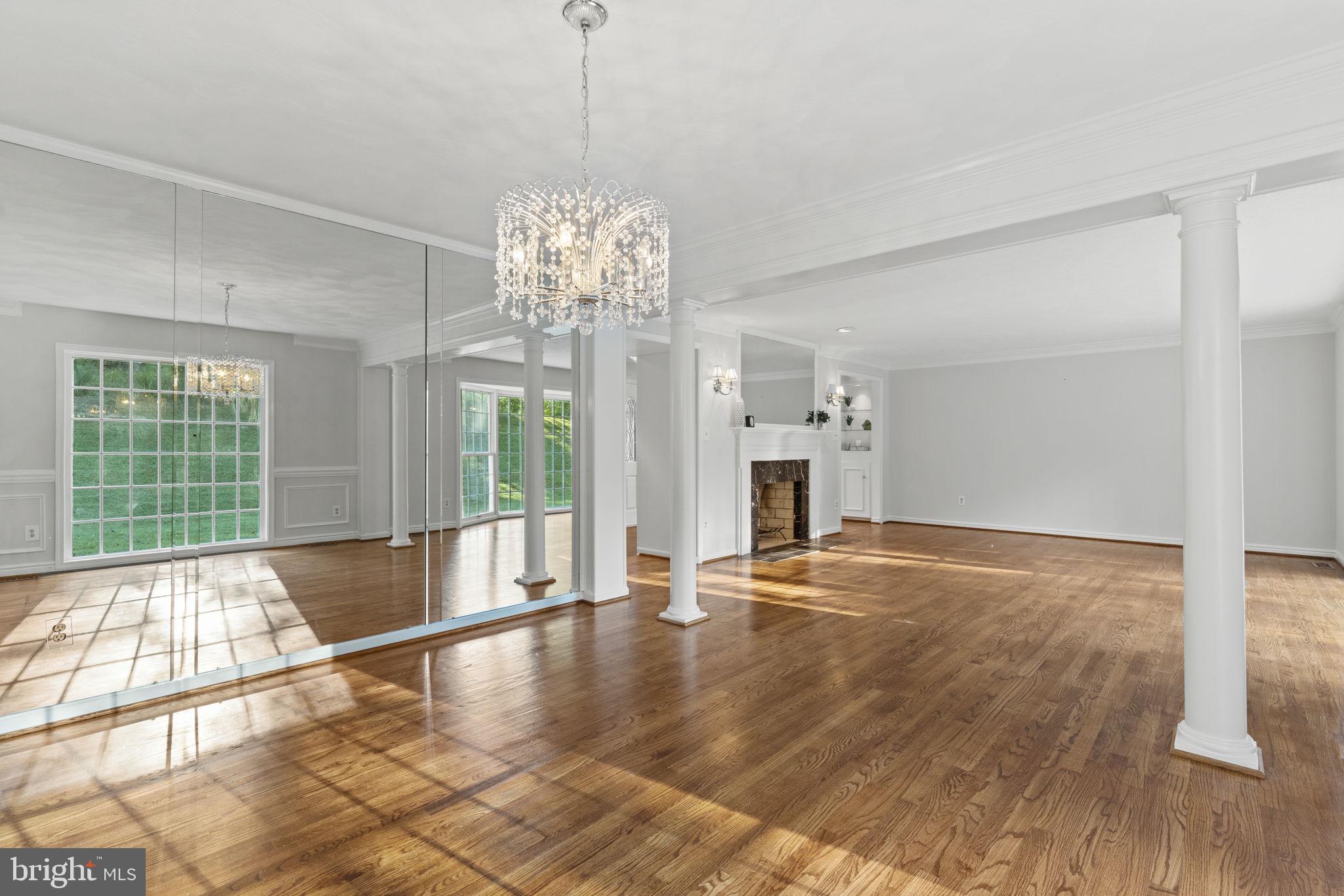 PLANTATION HILLS - Residential