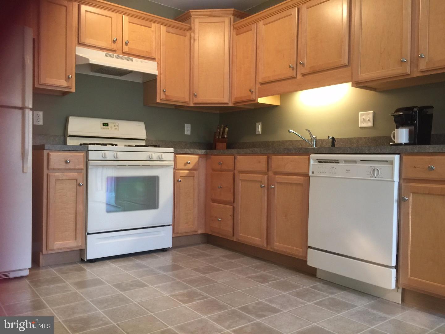DEERFIELD VILLAGE - Residential Lease