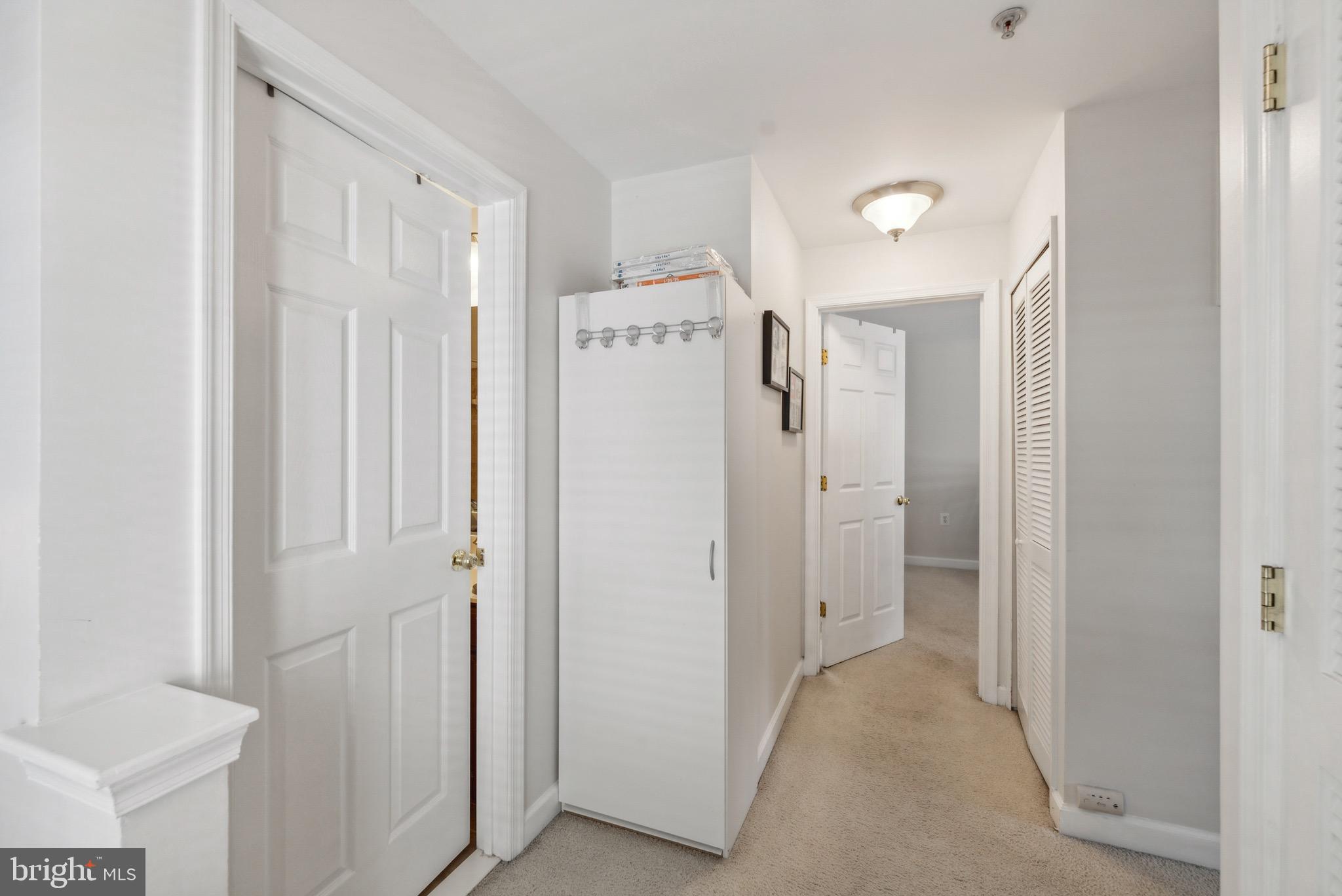 CENTREVILLE CROSSING - Residential Lease