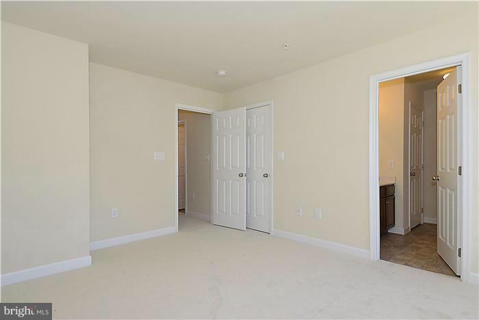 OAK TREE LANDING - Residential