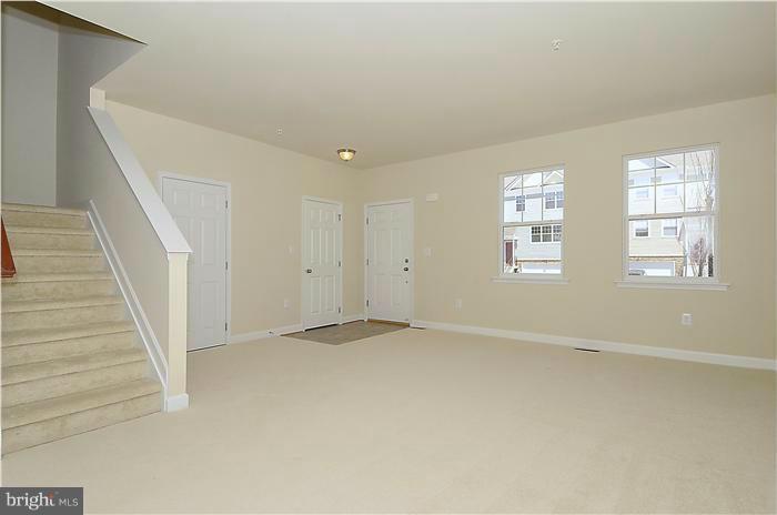 OAK TREE LANDING - Residential