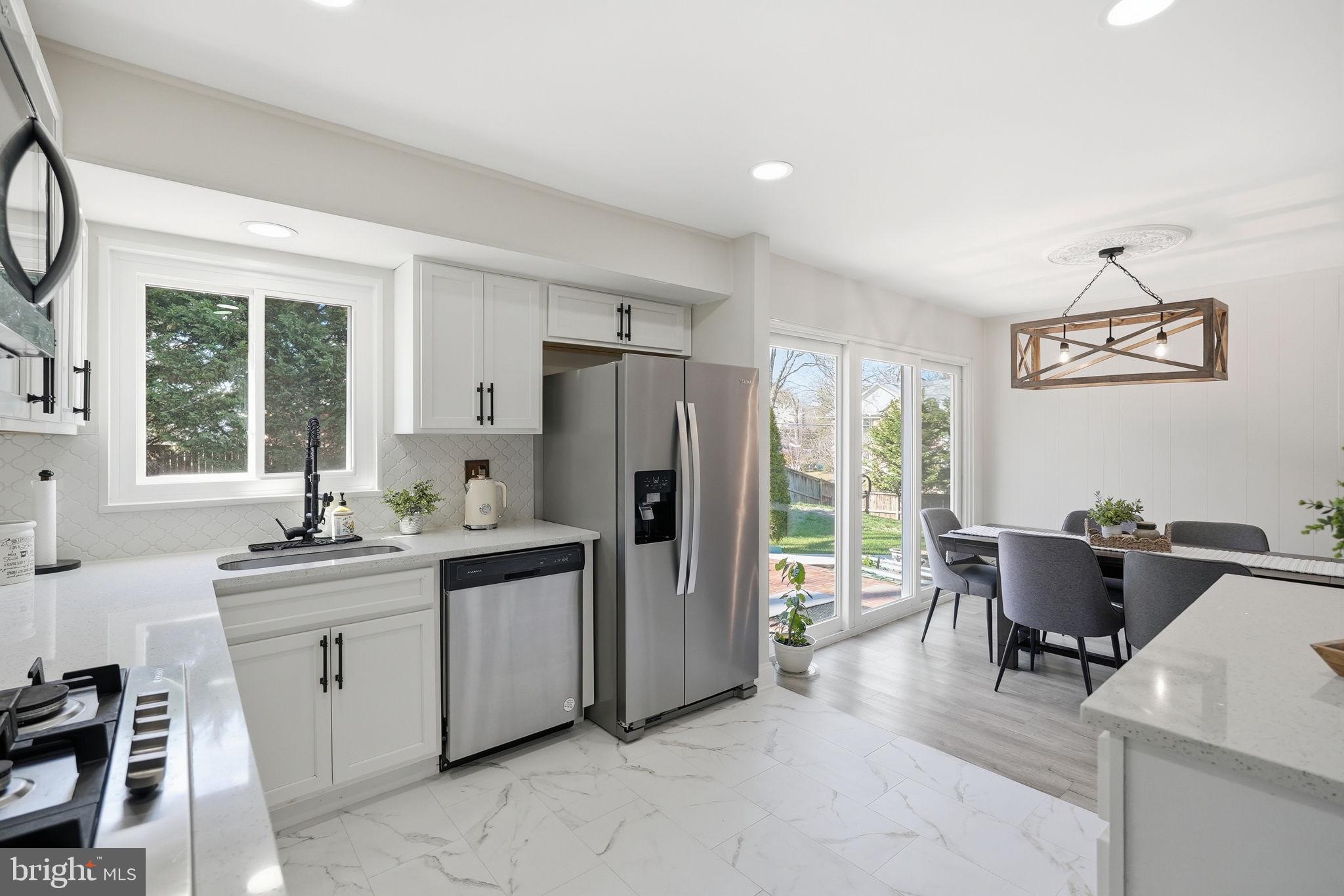 NORTH SPRINGFIELD - Residential