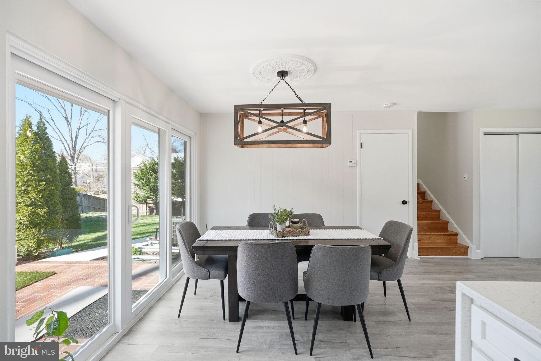 NORTH SPRINGFIELD - Residential