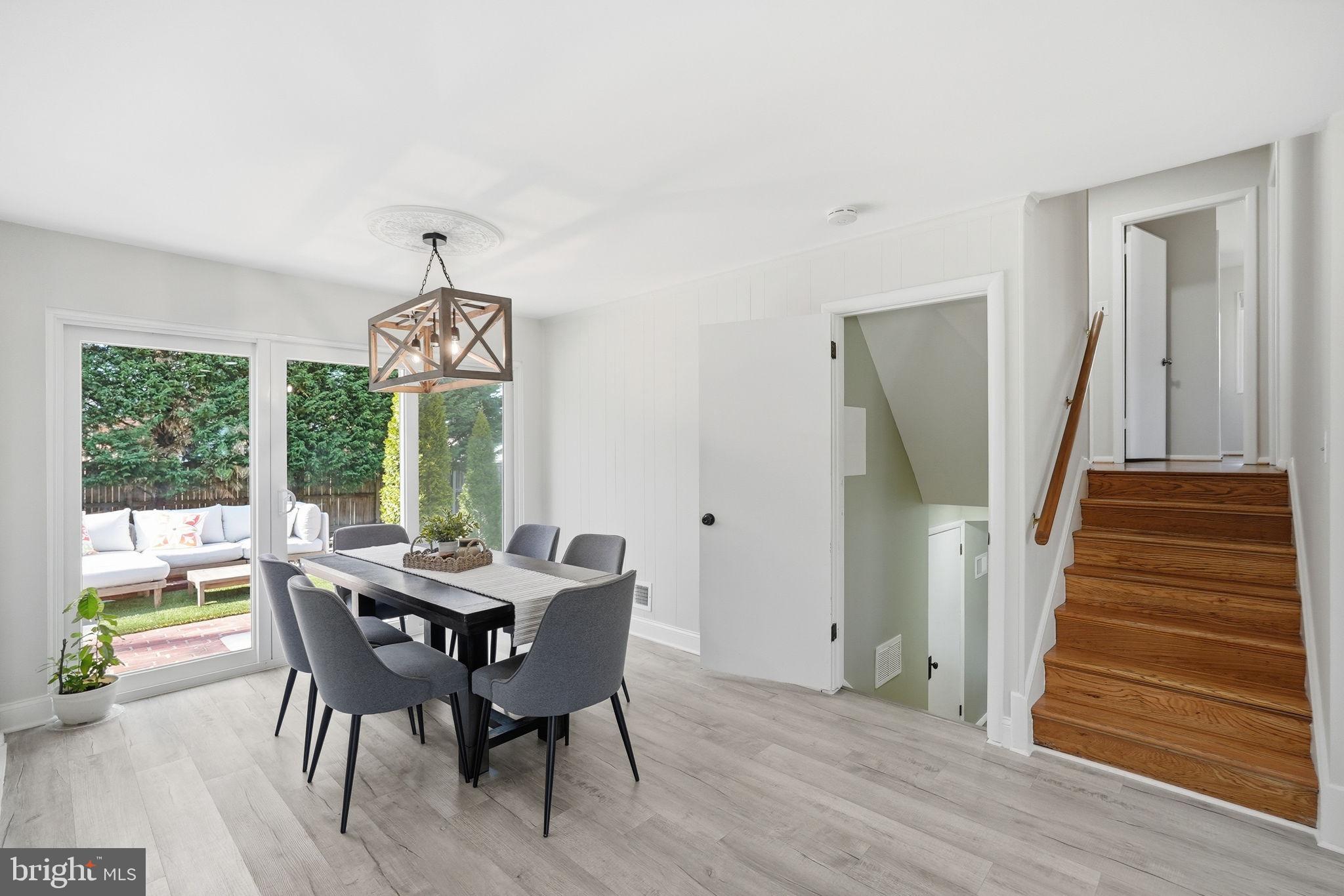 NORTH SPRINGFIELD - Residential