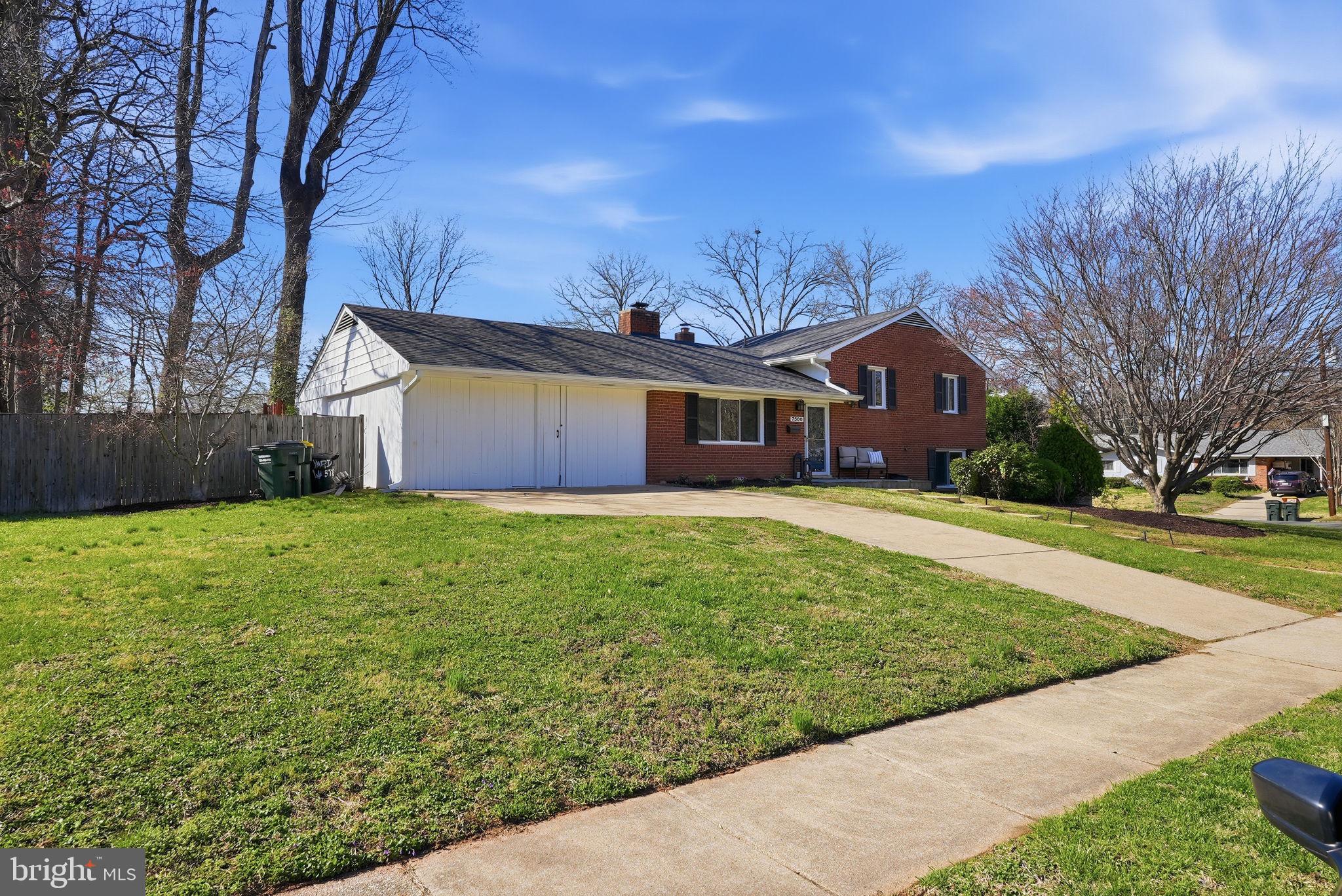 NORTH SPRINGFIELD - Residential