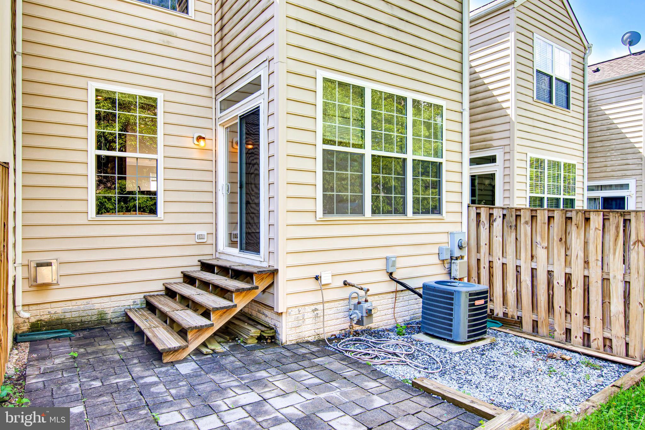 POTOMAC STATION - Residential