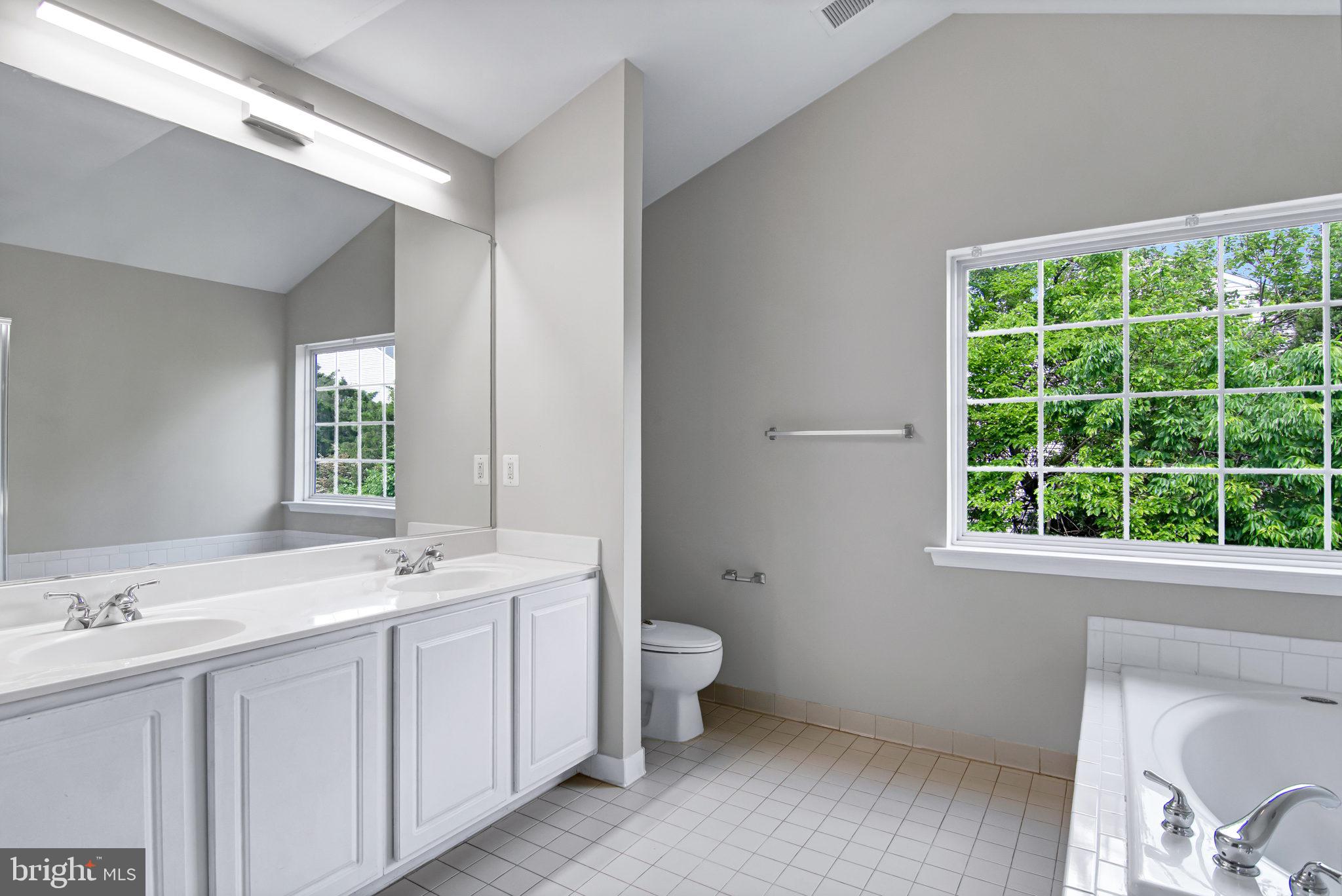 POTOMAC STATION - Residential