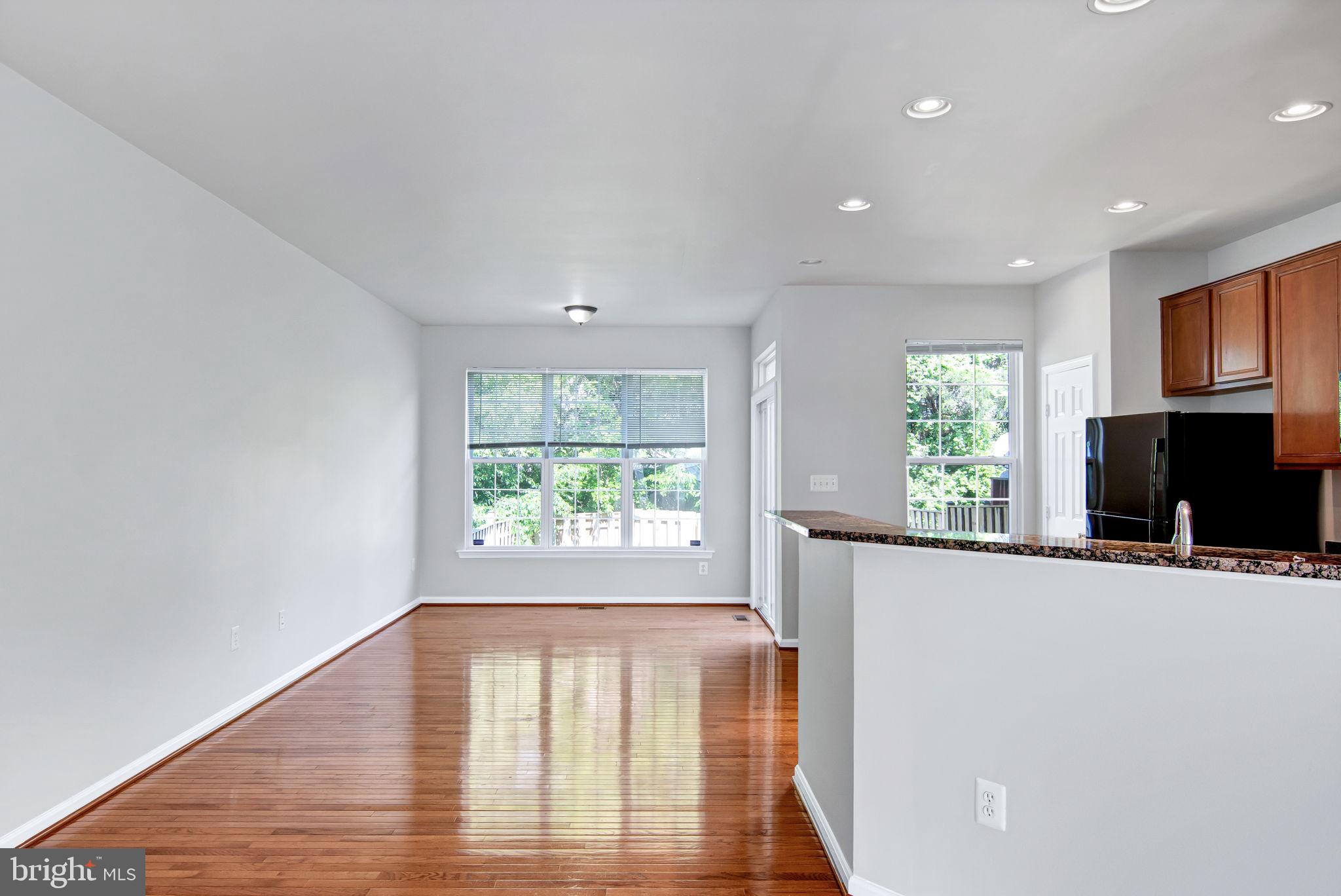 POTOMAC STATION - Residential