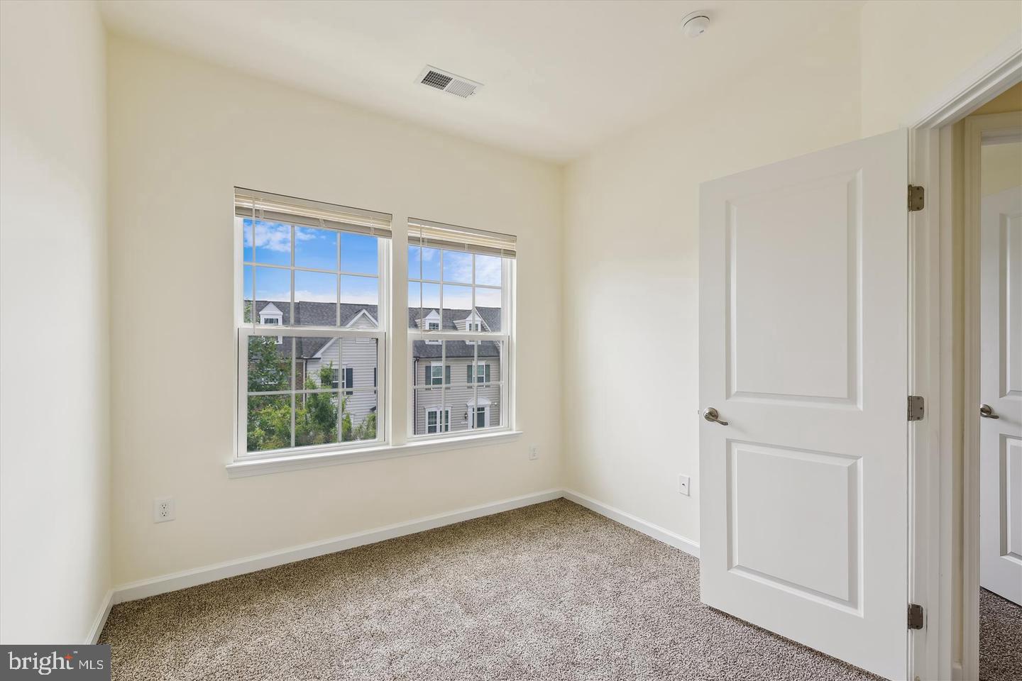 BALLARD GREEN - Residential Lease