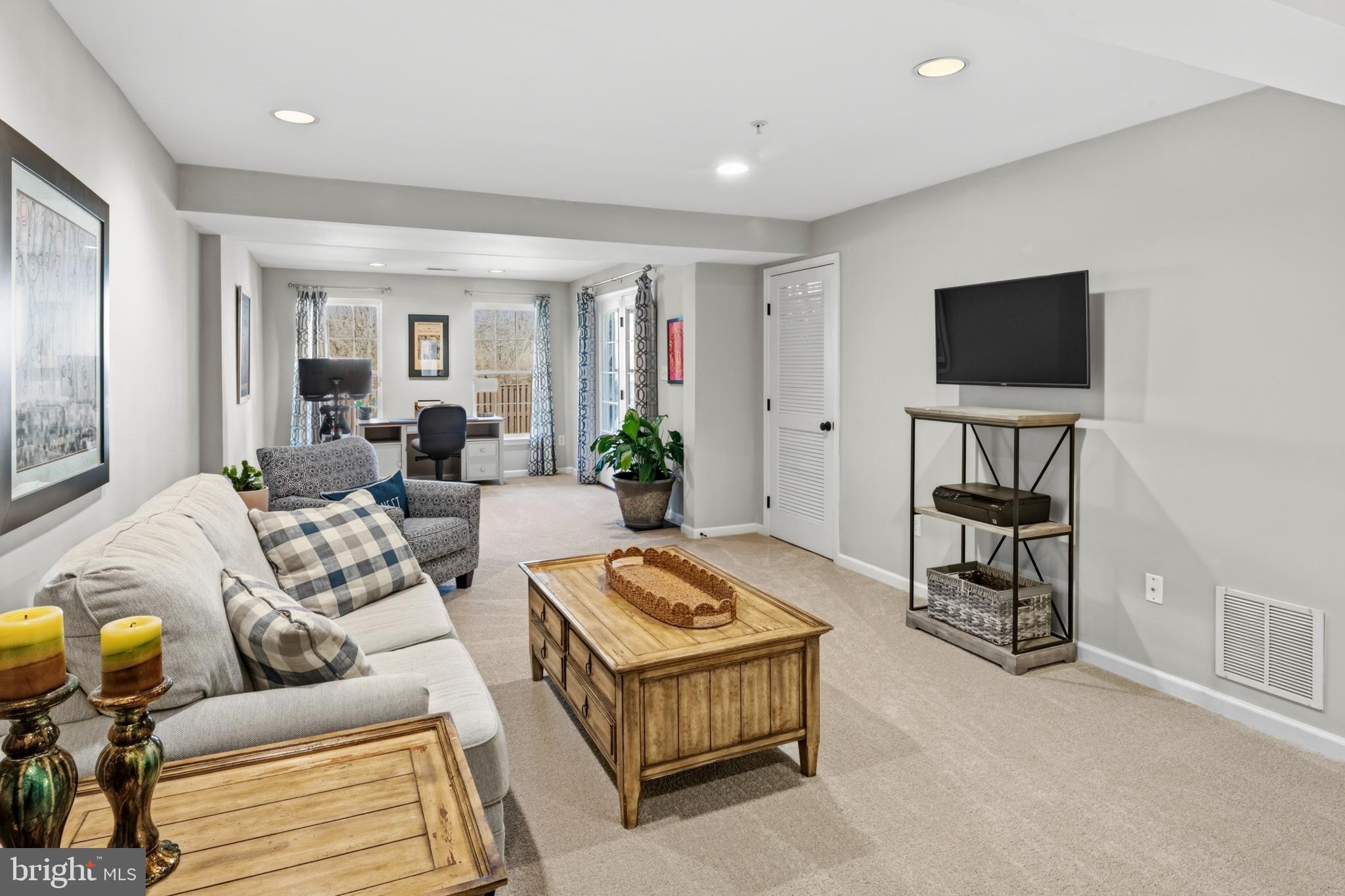 SETTLERS VIEW - Residential