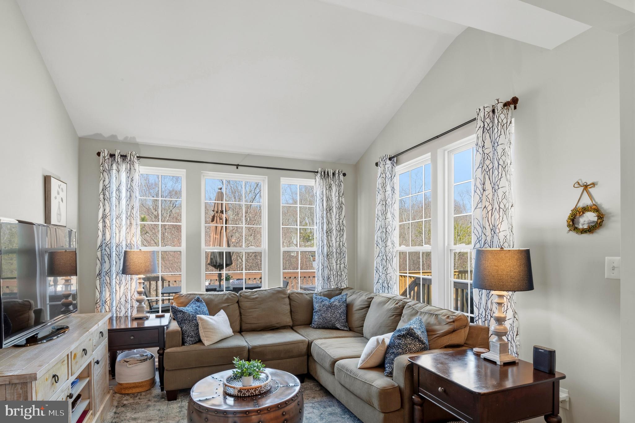 SETTLERS VIEW - Residential