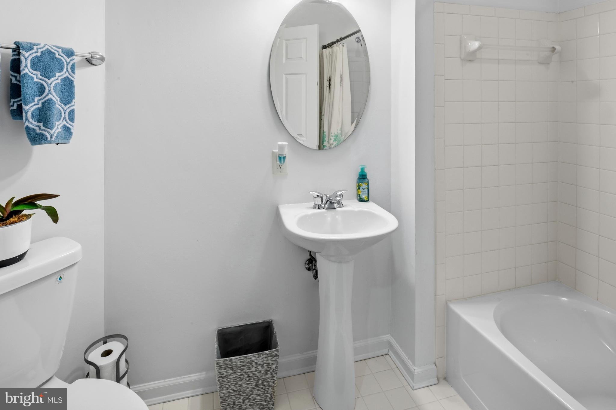 SETTLERS VIEW - Residential