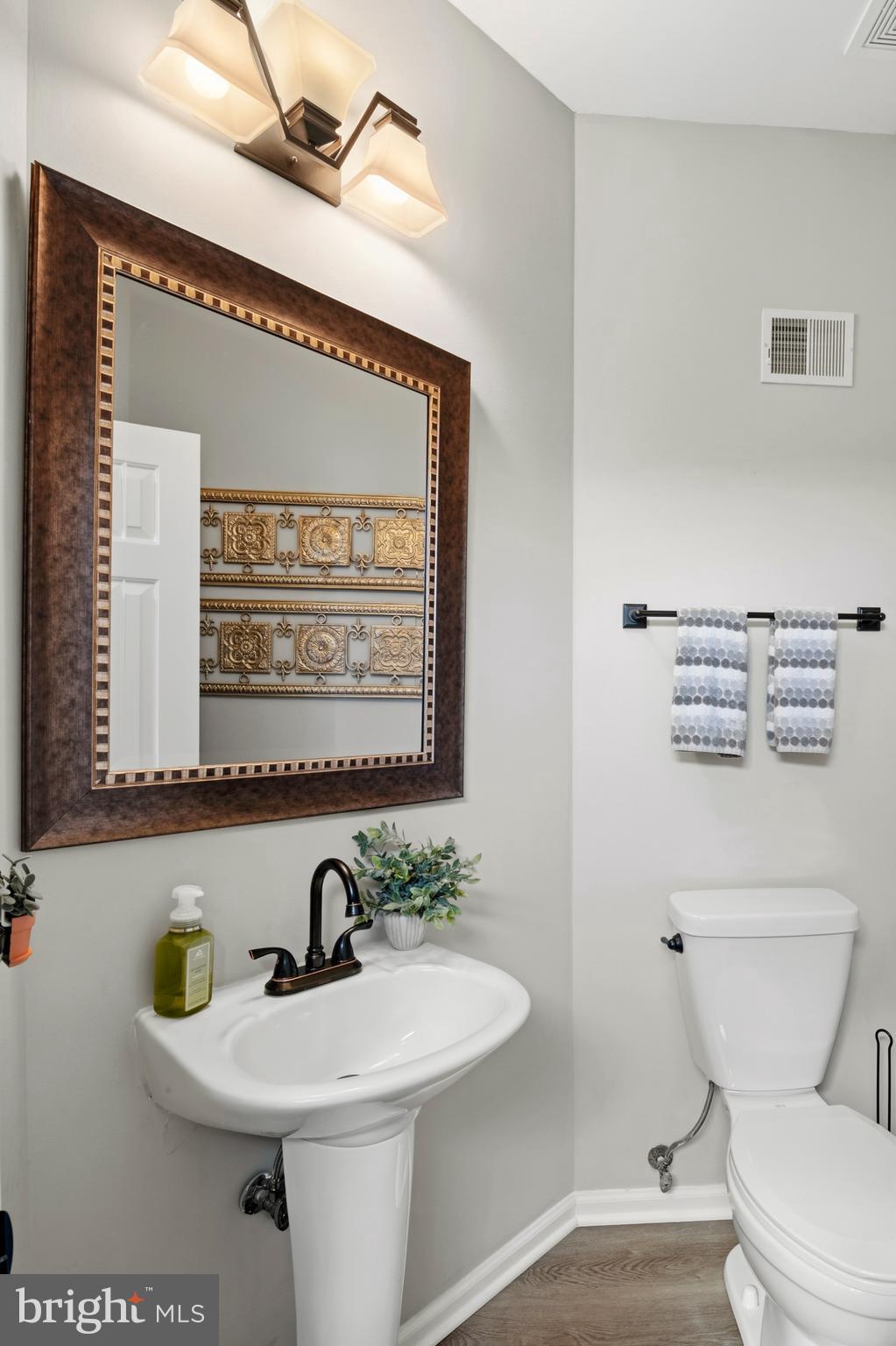 SETTLERS VIEW - Residential