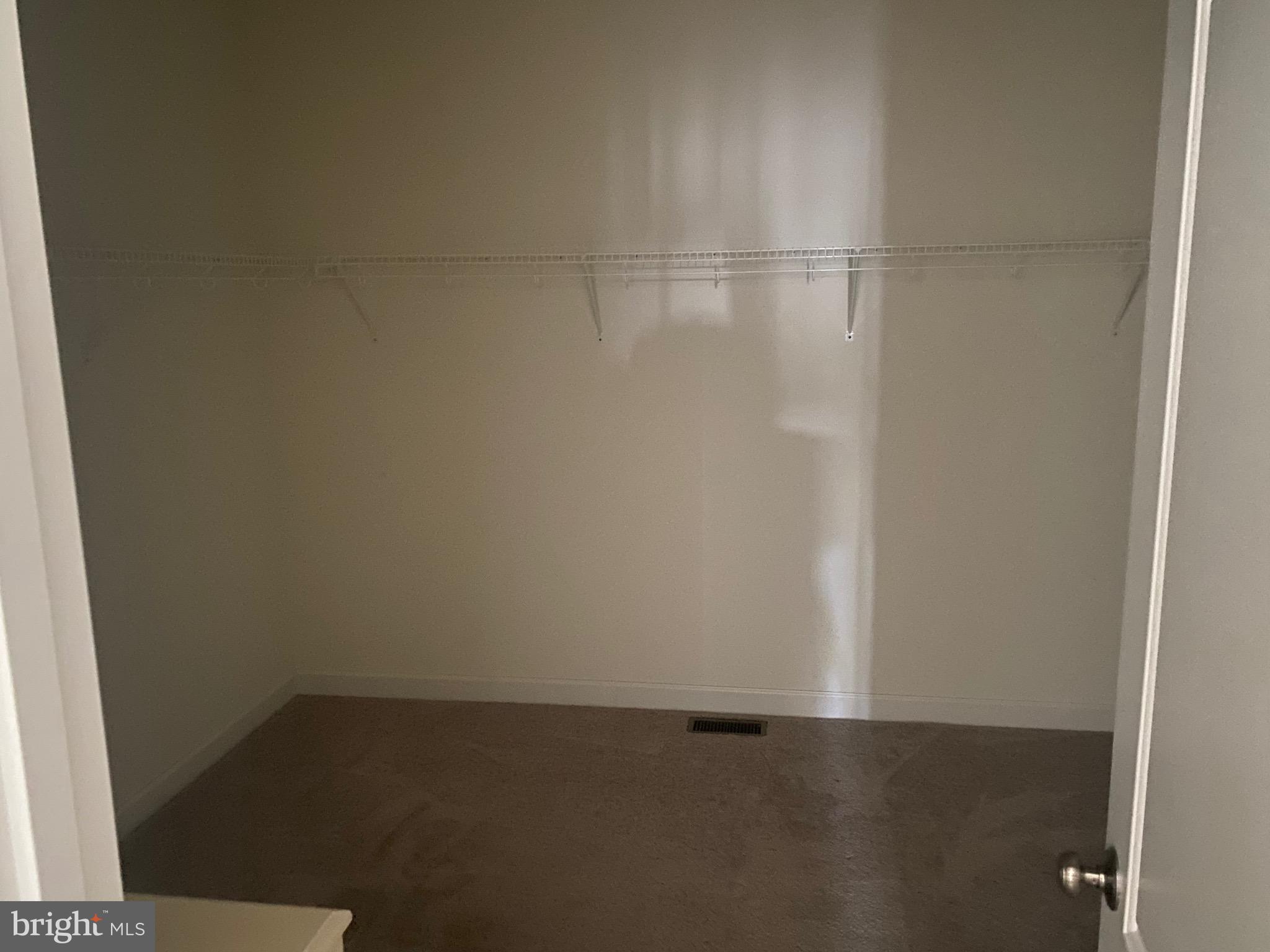 ABBOTTS POND ACRES - Residential