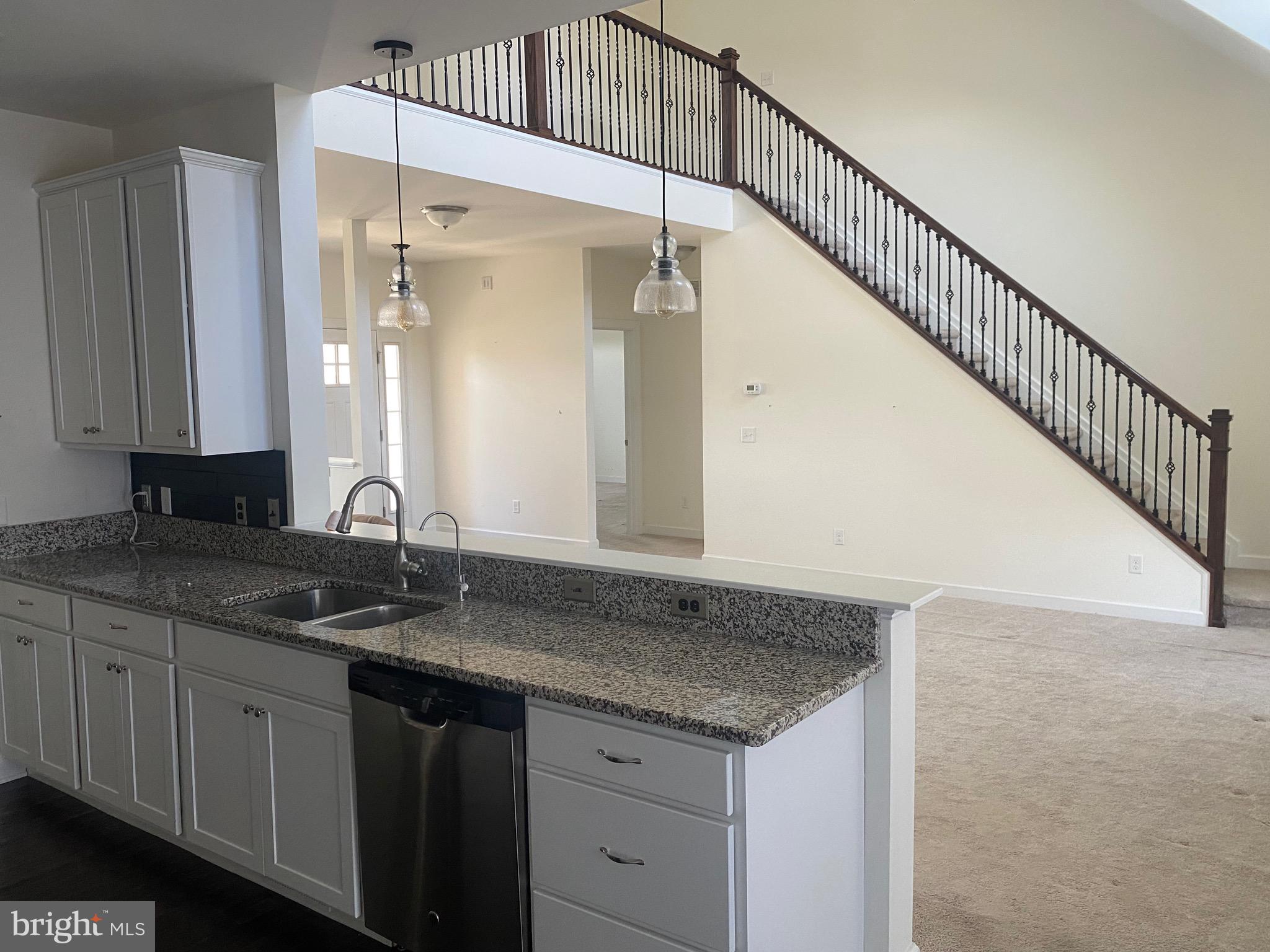 ABBOTTS POND ACRES - Residential