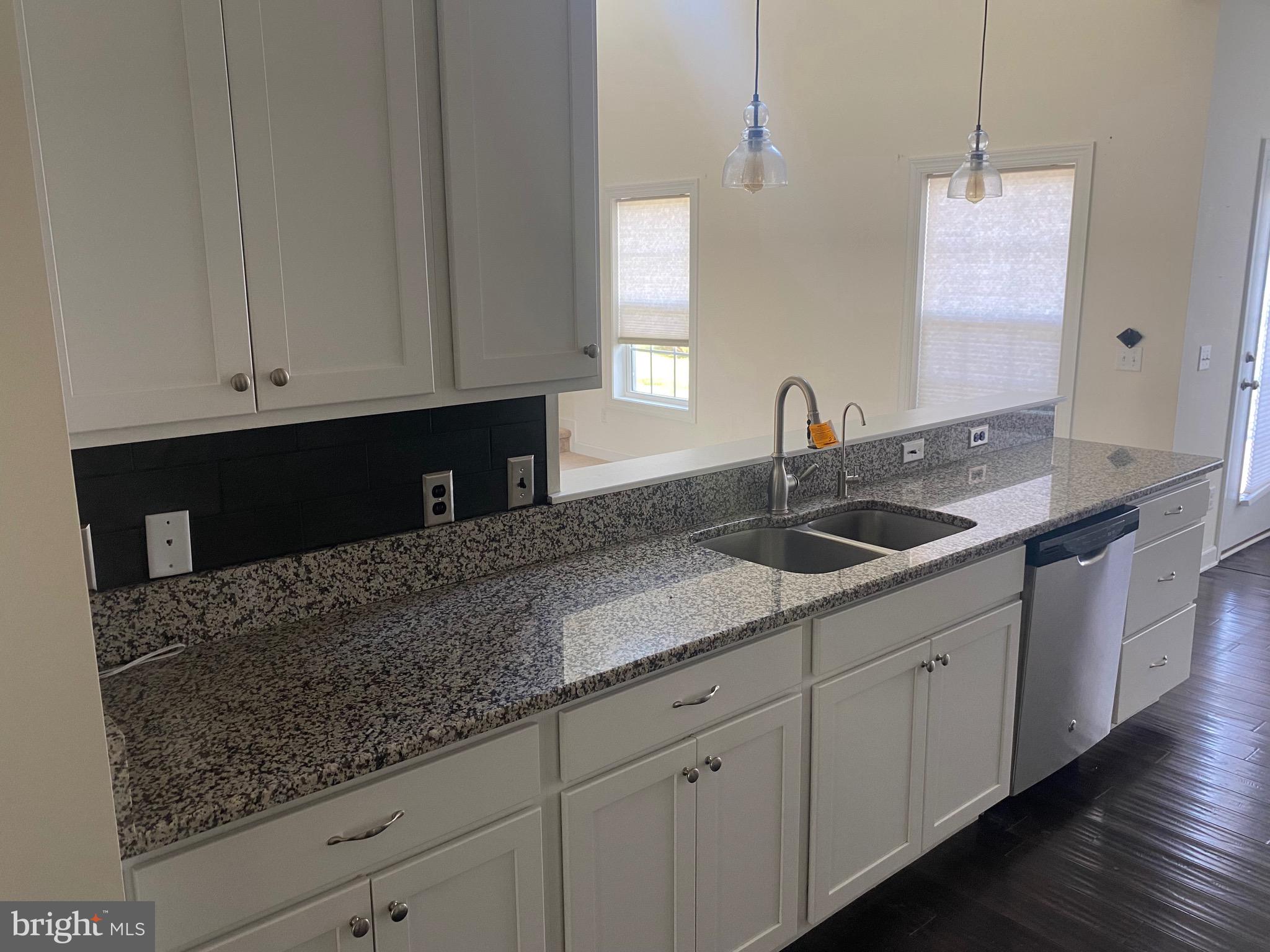 ABBOTTS POND ACRES - Residential