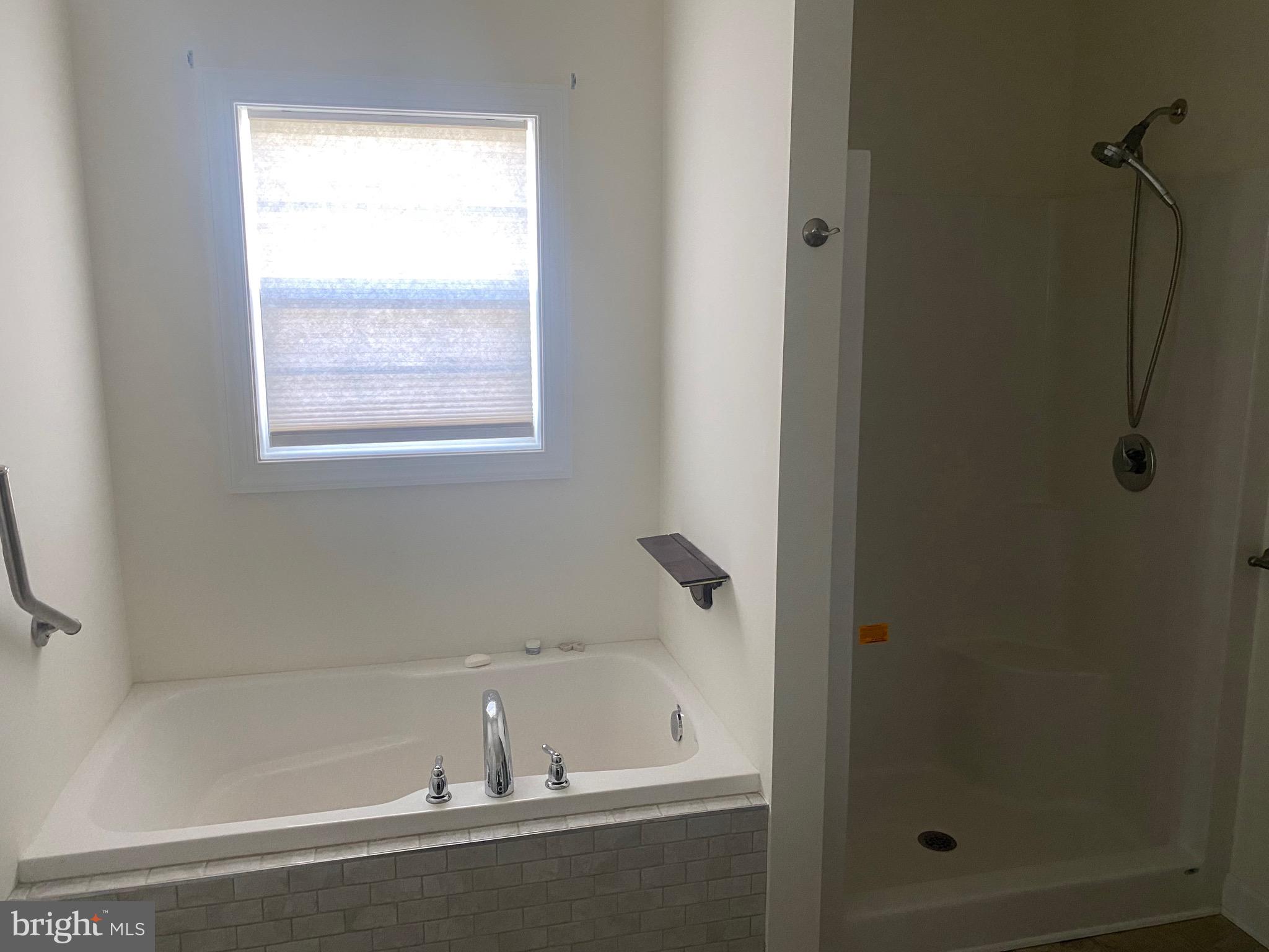 ABBOTTS POND ACRES - Residential