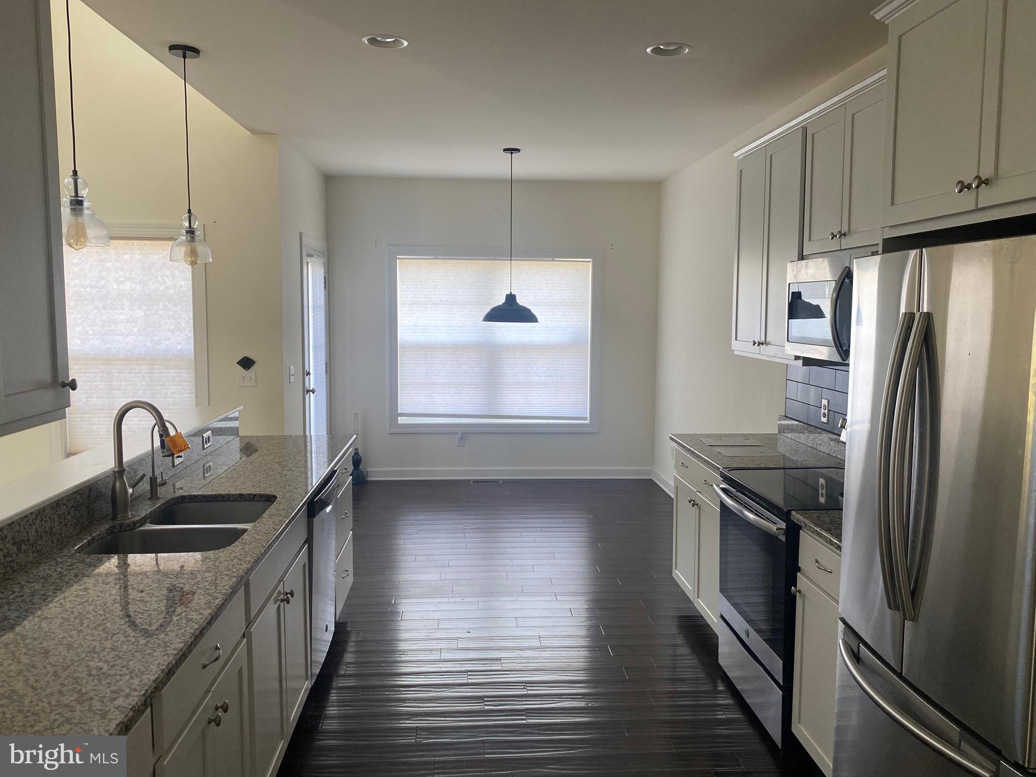 ABBOTTS POND ACRES - Residential