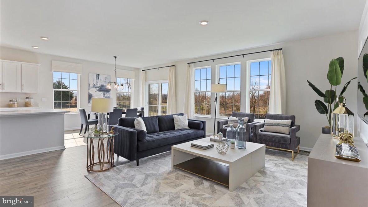 AQUIA OVERLOOK - Residential