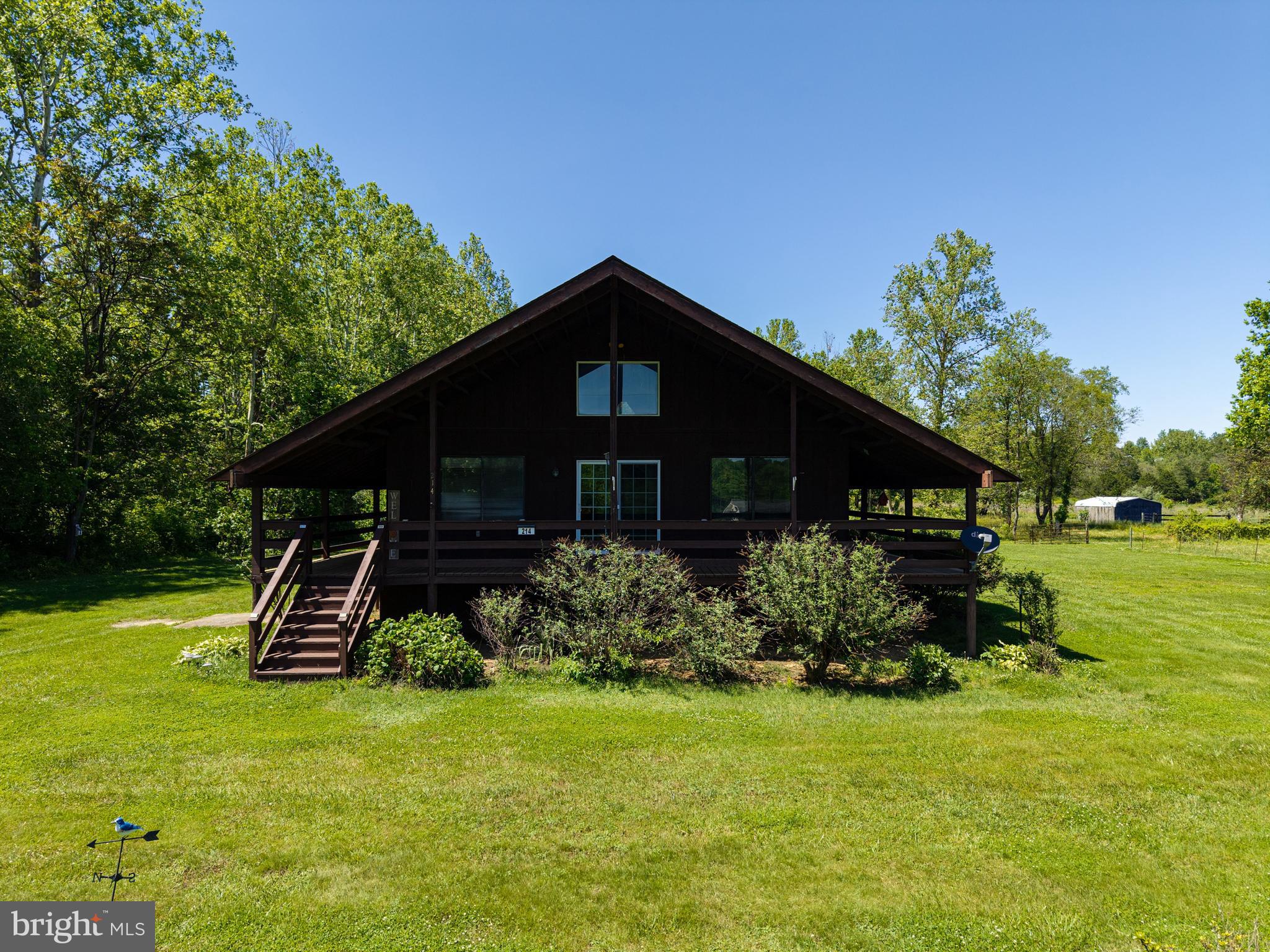 214 MIMOSA LANE