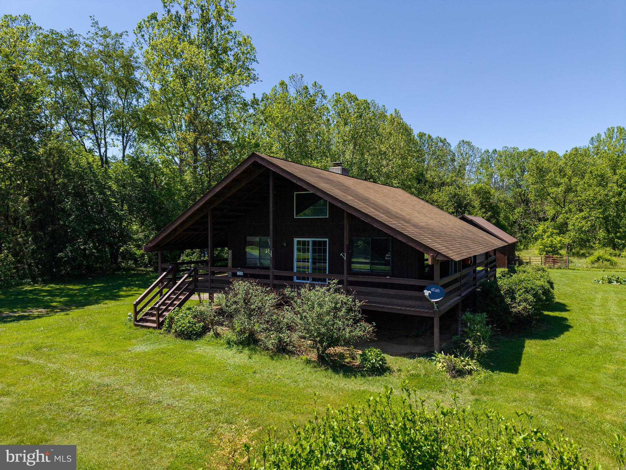 214 MIMOSA LANE
