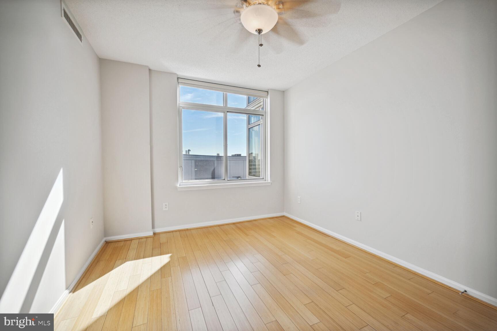 SILVER SPRING - Residential