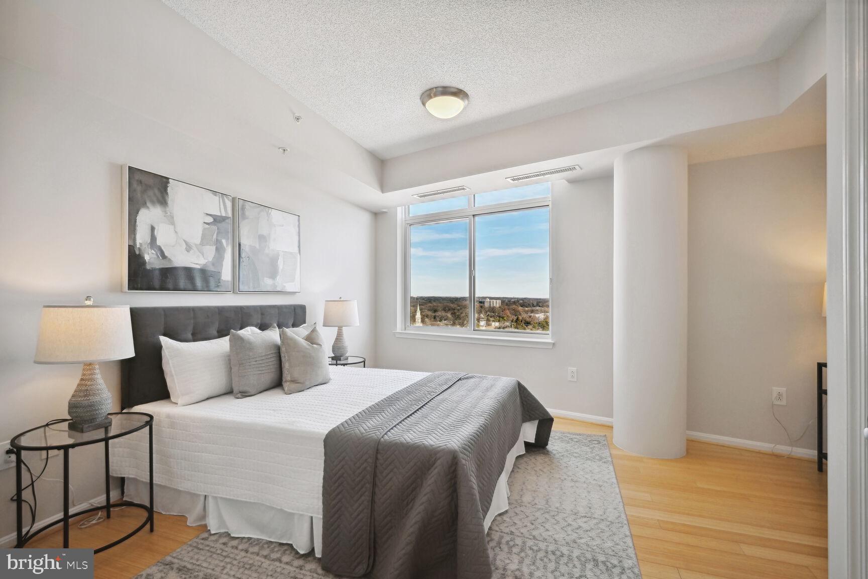 SILVER SPRING - Residential